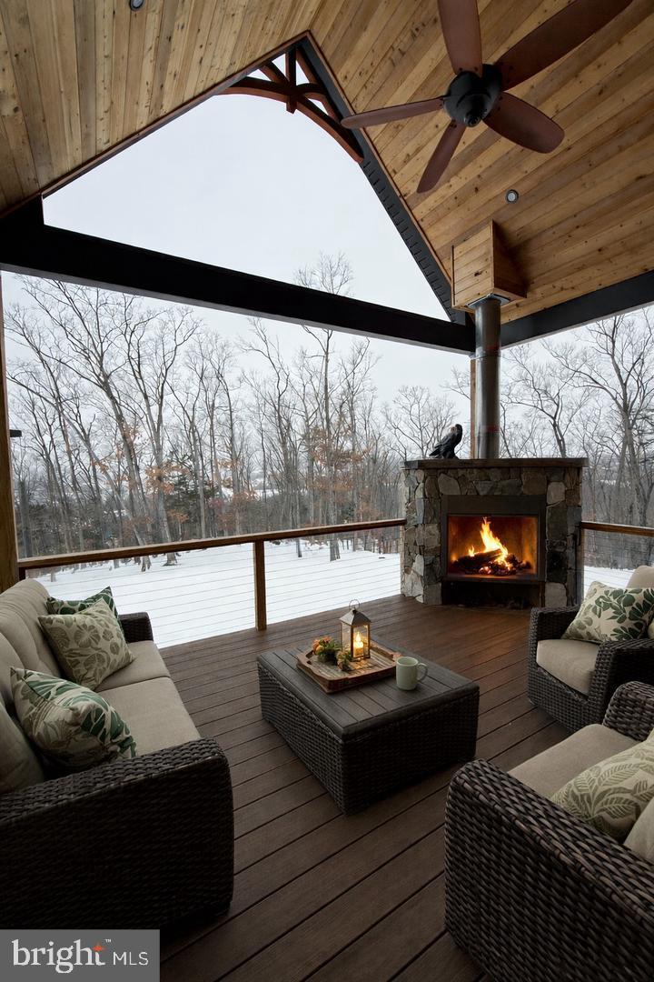 690 COMFORTER LN, MIDDLETOWN, Virginia 22645, 4 Bedrooms Bedrooms, ,3 BathroomsBathrooms,Farm,For sale,690 COMFORTER LN,VAWR2013488 MLS # VAWR2013488