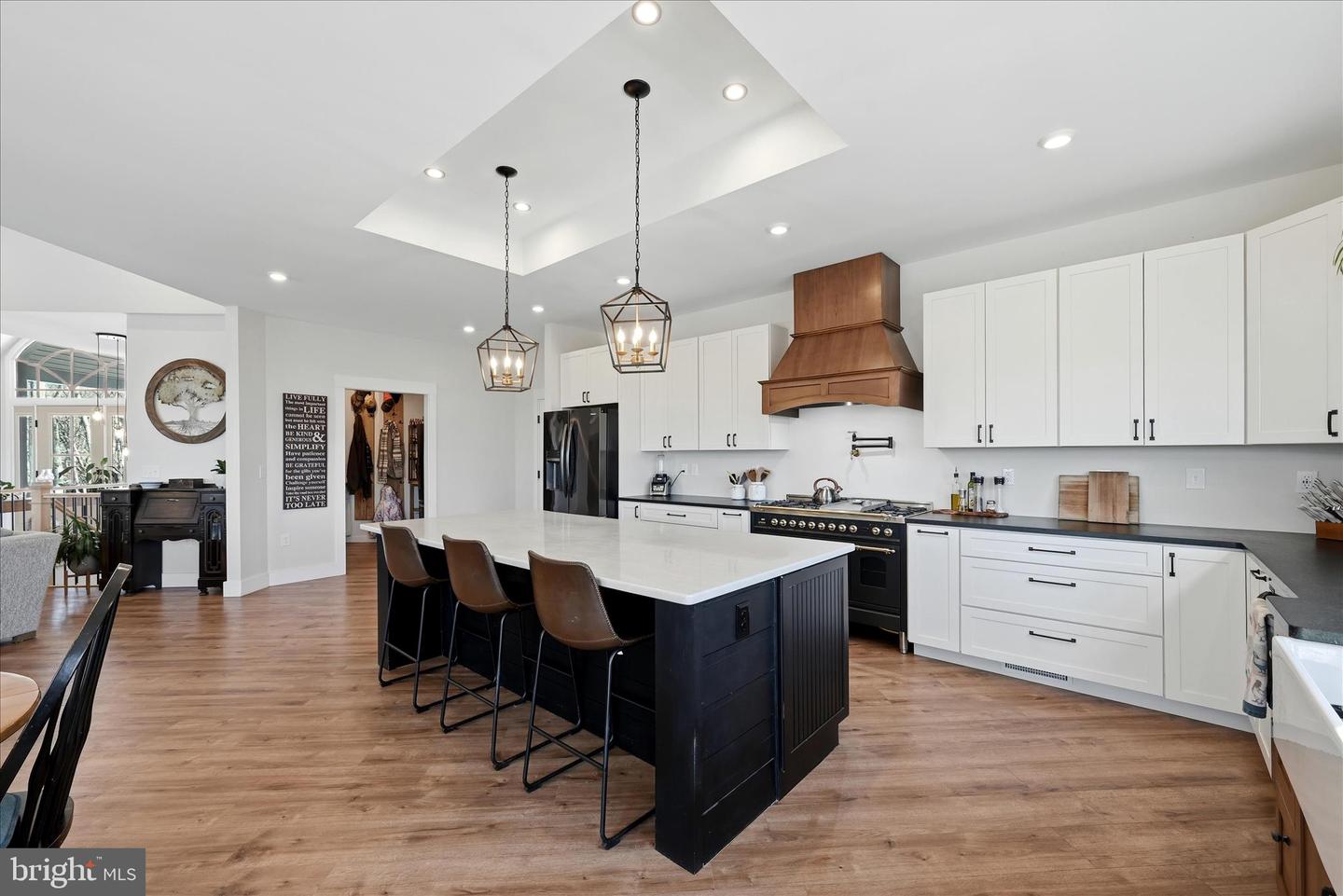 690 COMFORTER LN, MIDDLETOWN, Virginia 22645, 4 Bedrooms Bedrooms, ,3 BathroomsBathrooms,Farm,For sale,690 COMFORTER LN,VAWR2013488 MLS # VAWR2013488