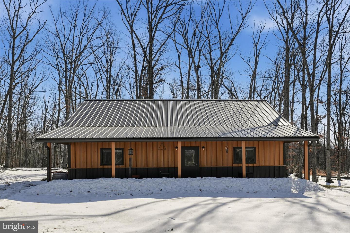 690 COMFORTER LN, MIDDLETOWN, Virginia 22645, 4 Bedrooms Bedrooms, ,3 BathroomsBathrooms,Farm,For sale,690 COMFORTER LN,VAWR2013488 MLS # VAWR2013488