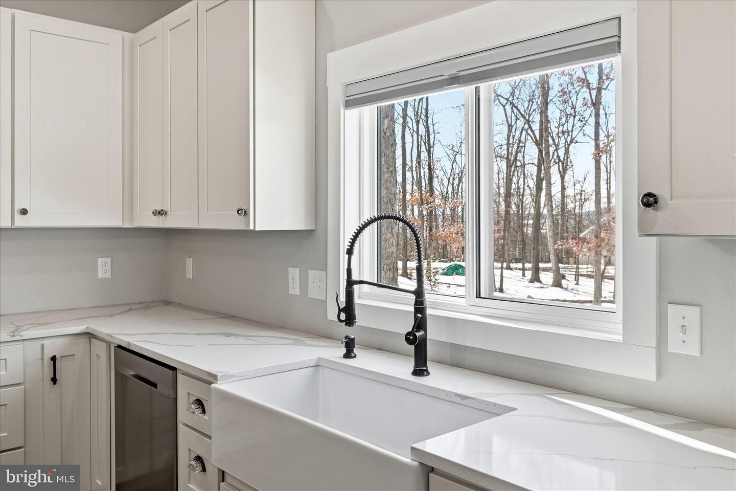 690 COMFORTER LN, MIDDLETOWN, Virginia 22645, 4 Bedrooms Bedrooms, ,3 BathroomsBathrooms,Farm,For sale,690 COMFORTER LN,VAWR2013488 MLS # VAWR2013488