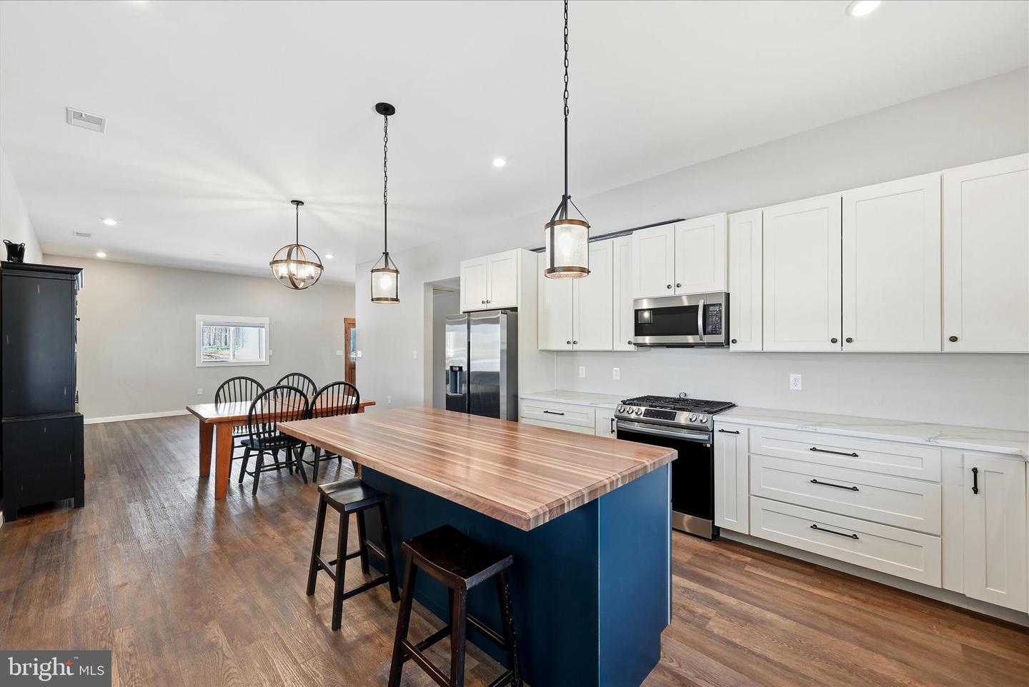 690 COMFORTER LN, MIDDLETOWN, Virginia 22645, 4 Bedrooms Bedrooms, ,3 BathroomsBathrooms,Farm,For sale,690 COMFORTER LN,VAWR2013488 MLS # VAWR2013488