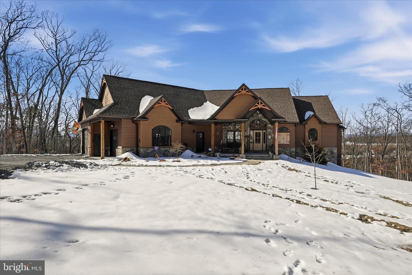 690 COMFORTER LN, MIDDLETOWN, Virginia 22645, 4 Bedrooms Bedrooms, ,3 BathroomsBathrooms,Farm,For sale,690 COMFORTER LN,VAWR2013488 MLS # VAWR2013488