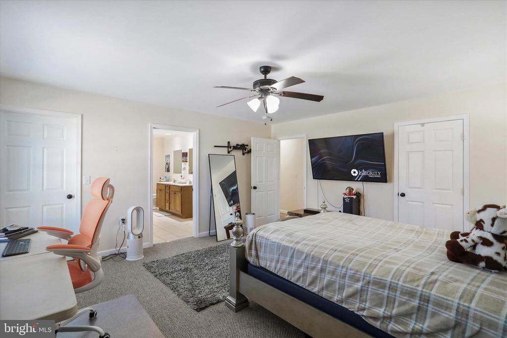 300 PARK RD, STANLEY, Virginia 22851, 3 Bedrooms Bedrooms, ,2 BathroomsBathrooms,Residential,300 PARK RD,VAPA2006028 MLS # VAPA2006028