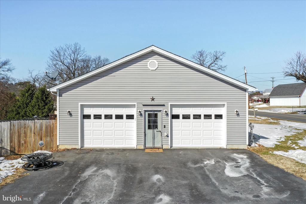 300 PARK RD, STANLEY, Virginia 22851, 3 Bedrooms Bedrooms, ,2 BathroomsBathrooms,Residential,300 PARK RD,VAPA2006028 MLS # VAPA2006028