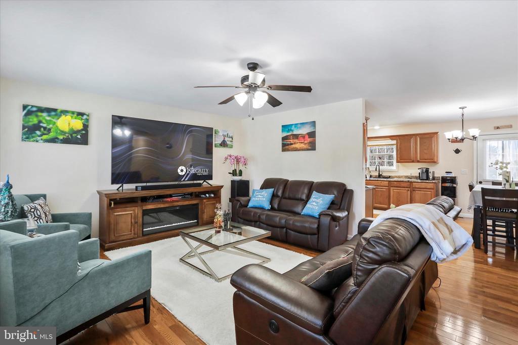 300 PARK RD, STANLEY, Virginia 22851, 3 Bedrooms Bedrooms, ,2 BathroomsBathrooms,Residential,300 PARK RD,VAPA2006028 MLS # VAPA2006028