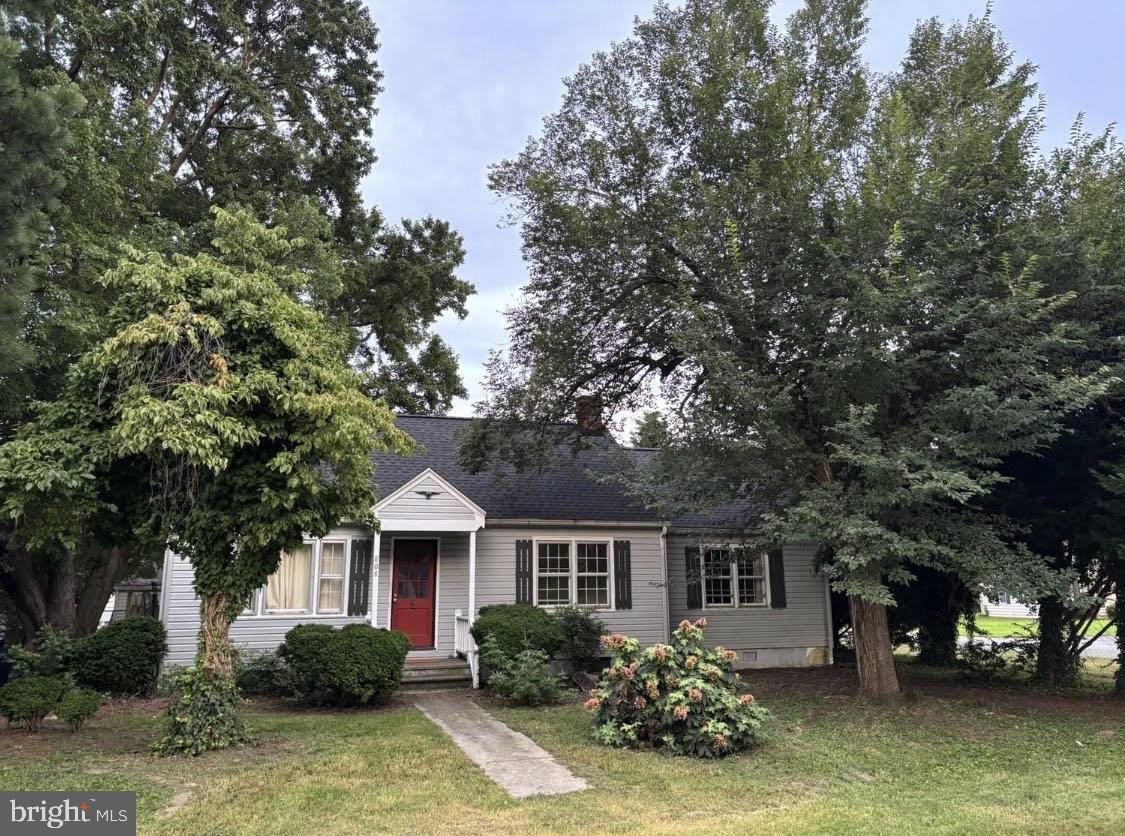 808 DAINGERFIELD ST, TAPPAHANNOCK, Virginia 22560, 3 Bedrooms Bedrooms, ,1 BathroomBathrooms,Residential,For sale,808 DAINGERFIELD ST,VAES2002090 MLS # VAES2002090 808 DAINGERFIELD ST, TAPPAHANNOCK, Virginia 22560, 3 Bedrooms Bedrooms, ,1 BathroomBathrooms,Residential,For sale,808 DAINGERFIELD ST,VAES2002090 MLS # VAES2002090