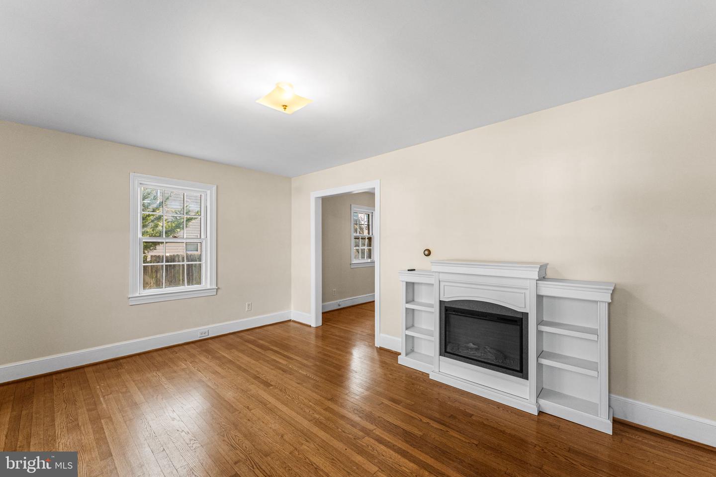 808 DAINGERFIELD ST, TAPPAHANNOCK, Virginia 22560, 3 Bedrooms Bedrooms, ,1 BathroomBathrooms,Residential,For sale,808 DAINGERFIELD ST,VAES2002090 MLS # VAES2002090