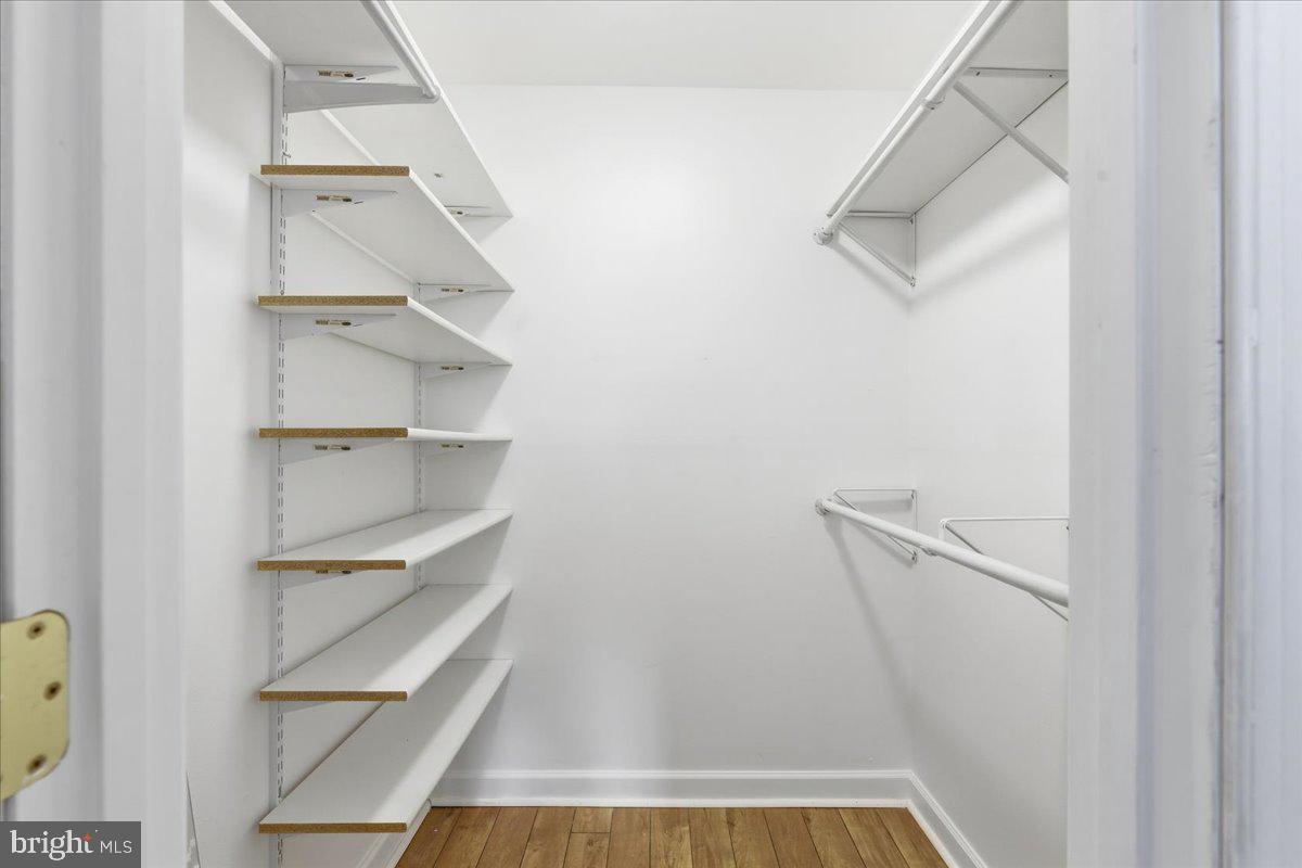 9461 FAIRFAX BLVD #301, FAIRFAX, Virginia 22031, 2 Bedrooms Bedrooms, ,1 BathroomBathrooms,Residential,For sale,9461 FAIRFAX BLVD #301,VAFC2007624 MLS # VAFC2007624