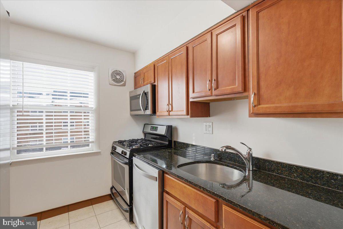 9461 FAIRFAX BLVD #301, FAIRFAX, Virginia 22031, 2 Bedrooms Bedrooms, ,1 BathroomBathrooms,Residential,For sale,9461 FAIRFAX BLVD #301,VAFC2007624 MLS # VAFC2007624