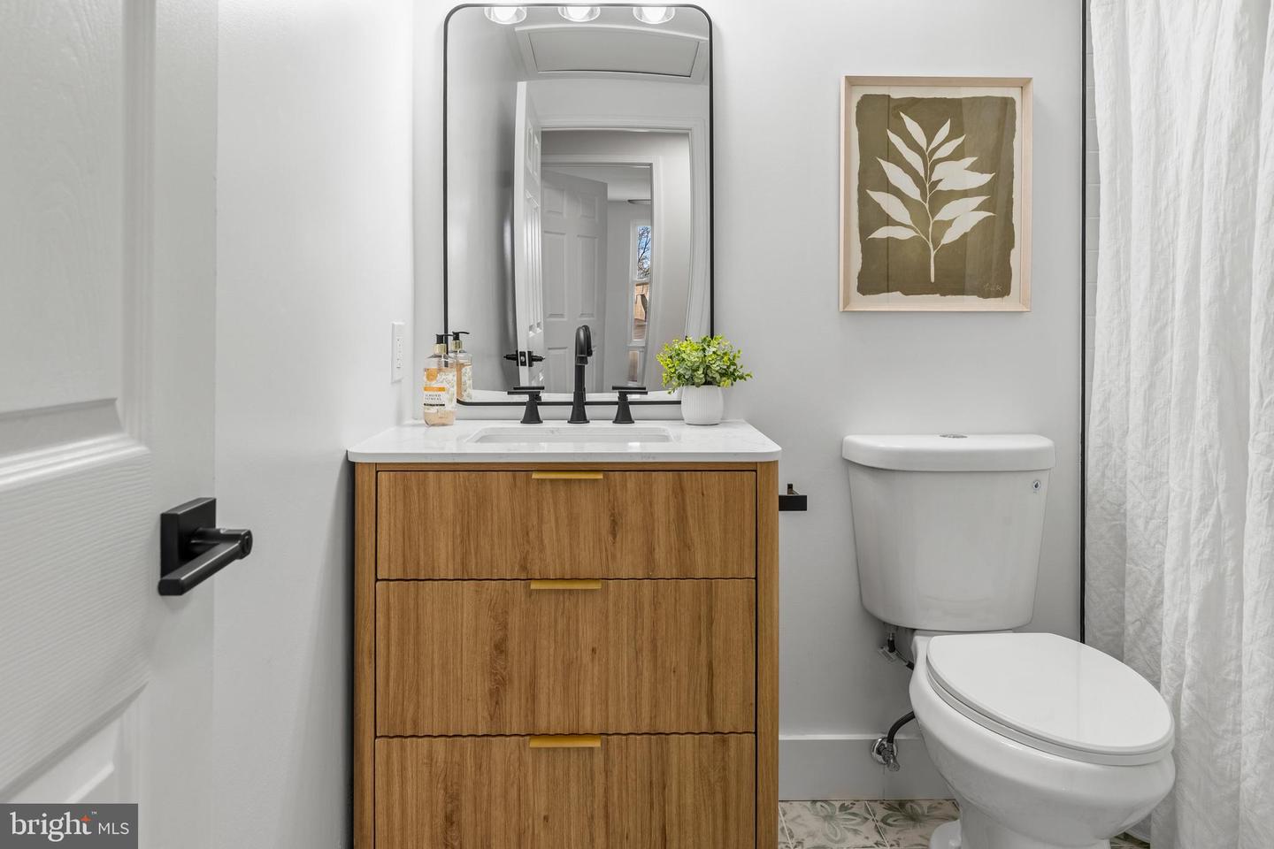 1359 ROCK CHAPEL RD, HERNDON, Virginia 20170, 4 Bedrooms Bedrooms, 9 Rooms Rooms,3 BathroomsBathrooms,Residential,For sale,1359 ROCK CHAPEL RD,VAFX2285014 MLS # VAFX2285014