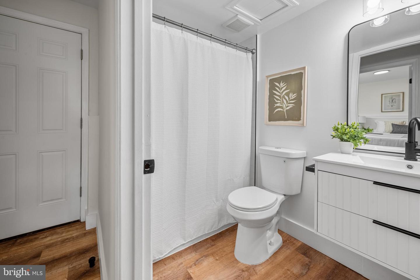 1359 ROCK CHAPEL RD, HERNDON, Virginia 20170, 4 Bedrooms Bedrooms, 9 Rooms Rooms,3 BathroomsBathrooms,Residential,For sale,1359 ROCK CHAPEL RD,VAFX2285014 MLS # VAFX2285014