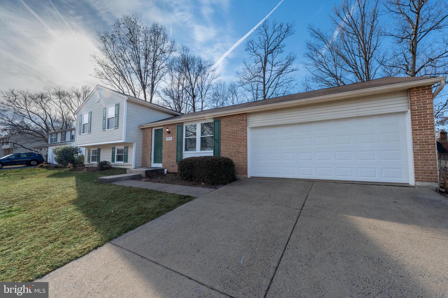 1359 ROCK CHAPEL RD, HERNDON, Virginia 20170, 4 Bedrooms Bedrooms, 9 Rooms Rooms,3 BathroomsBathrooms,Residential,For sale,1359 ROCK CHAPEL RD,VAFX2285014 MLS # VAFX2285014