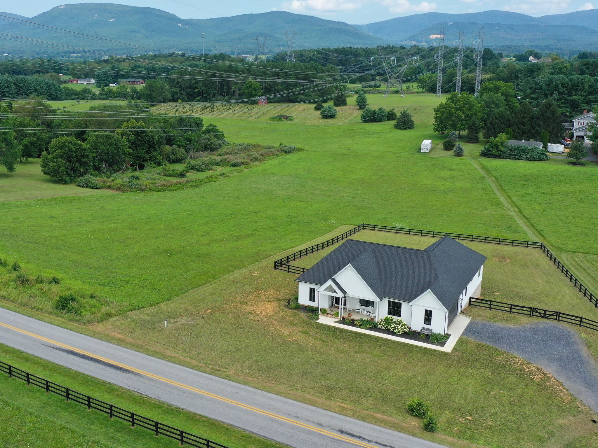 643 CATTLE SCALES RD, WAYNESBORO, Virginia 22980, 3 Bedrooms Bedrooms, ,2 BathroomsBathrooms,Residential,643 CATTLE SCALES RD,673559 MLS # 673559