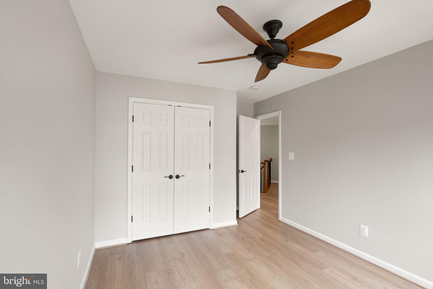 105 SHEPHERDSON LN NE, VIENNA, Virginia 22180, 4 Bedrooms Bedrooms, ,3 BathroomsBathrooms,Residential,For sale,105 SHEPHERDSON LN NE,VAFX2286066 MLS # VAFX2286066