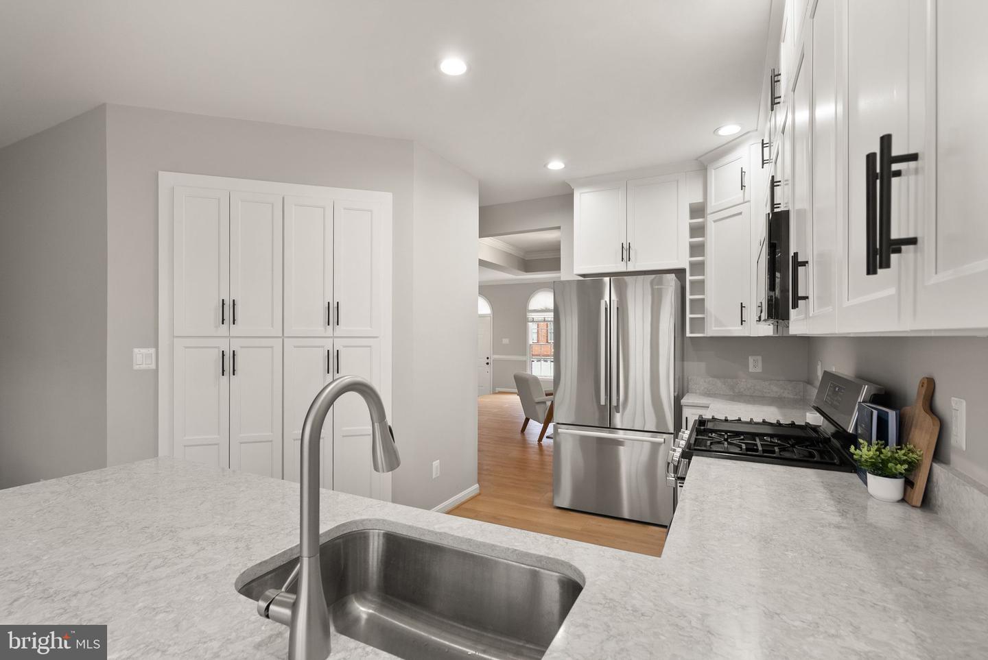 105 SHEPHERDSON LN NE, VIENNA, Virginia 22180, 4 Bedrooms Bedrooms, ,3 BathroomsBathrooms,Residential,For sale,105 SHEPHERDSON LN NE,VAFX2286066 MLS # VAFX2286066