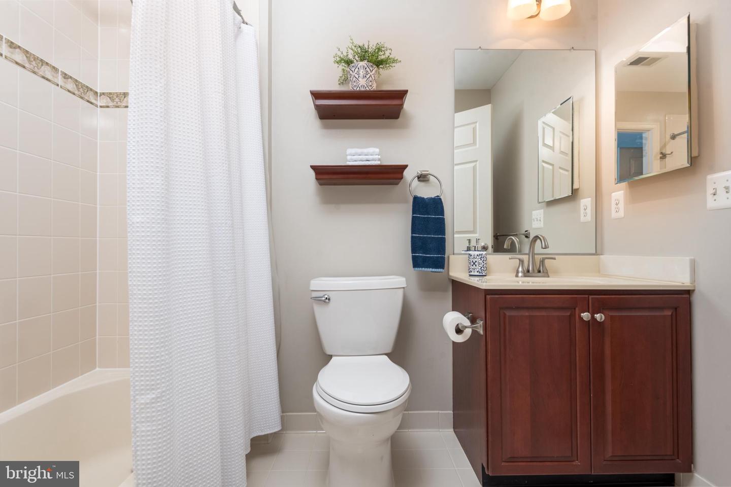 15412 ARNOLD PALMER DR, HAYMARKET, Virginia 20169, 4 Bedrooms Bedrooms, ,4 BathroomsBathrooms,Residential,For sale,15412 ARNOLD PALMER DR,VAPW2110706 MLS # VAPW2110706