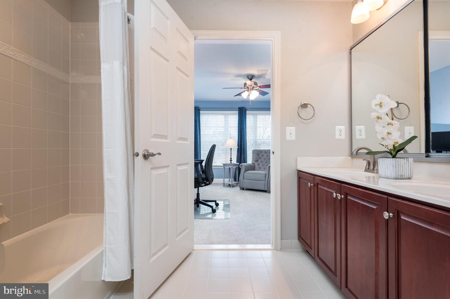 15412 ARNOLD PALMER DR, HAYMARKET, Virginia 20169, 4 Bedrooms Bedrooms, ,4 BathroomsBathrooms,Residential,For sale,15412 ARNOLD PALMER DR,VAPW2110706 MLS # VAPW2110706