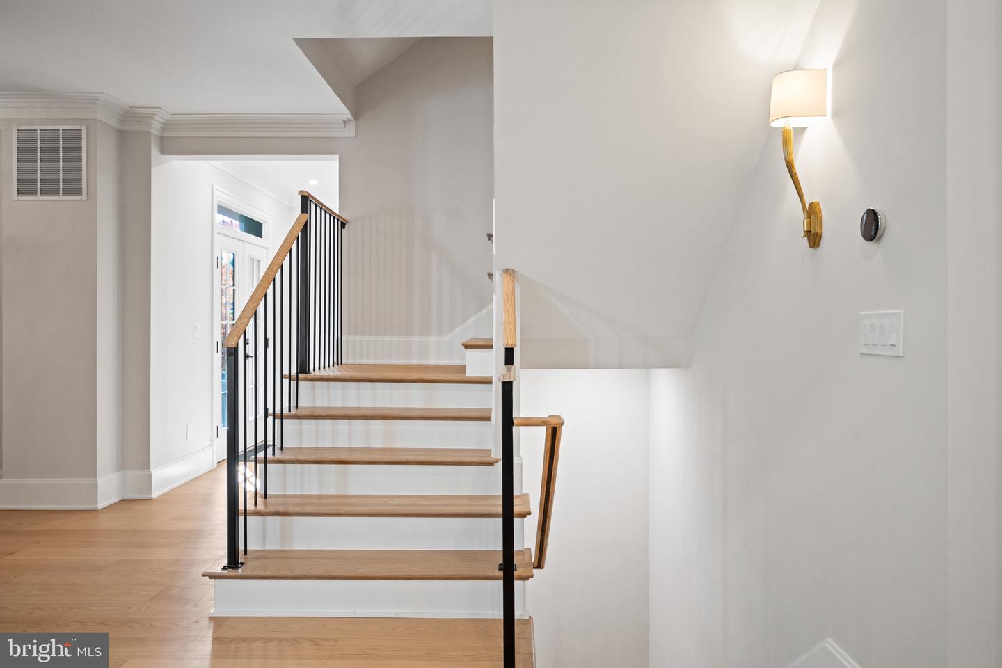 2602 36TH PL NW, WASHINGTON, District Of Columbia 20007, 5 Bedrooms Bedrooms, ,5 BathroomsBathrooms,Residential,For sale,2602 36TH PL NW,DCDC2242310 MLS # DCDC2242310