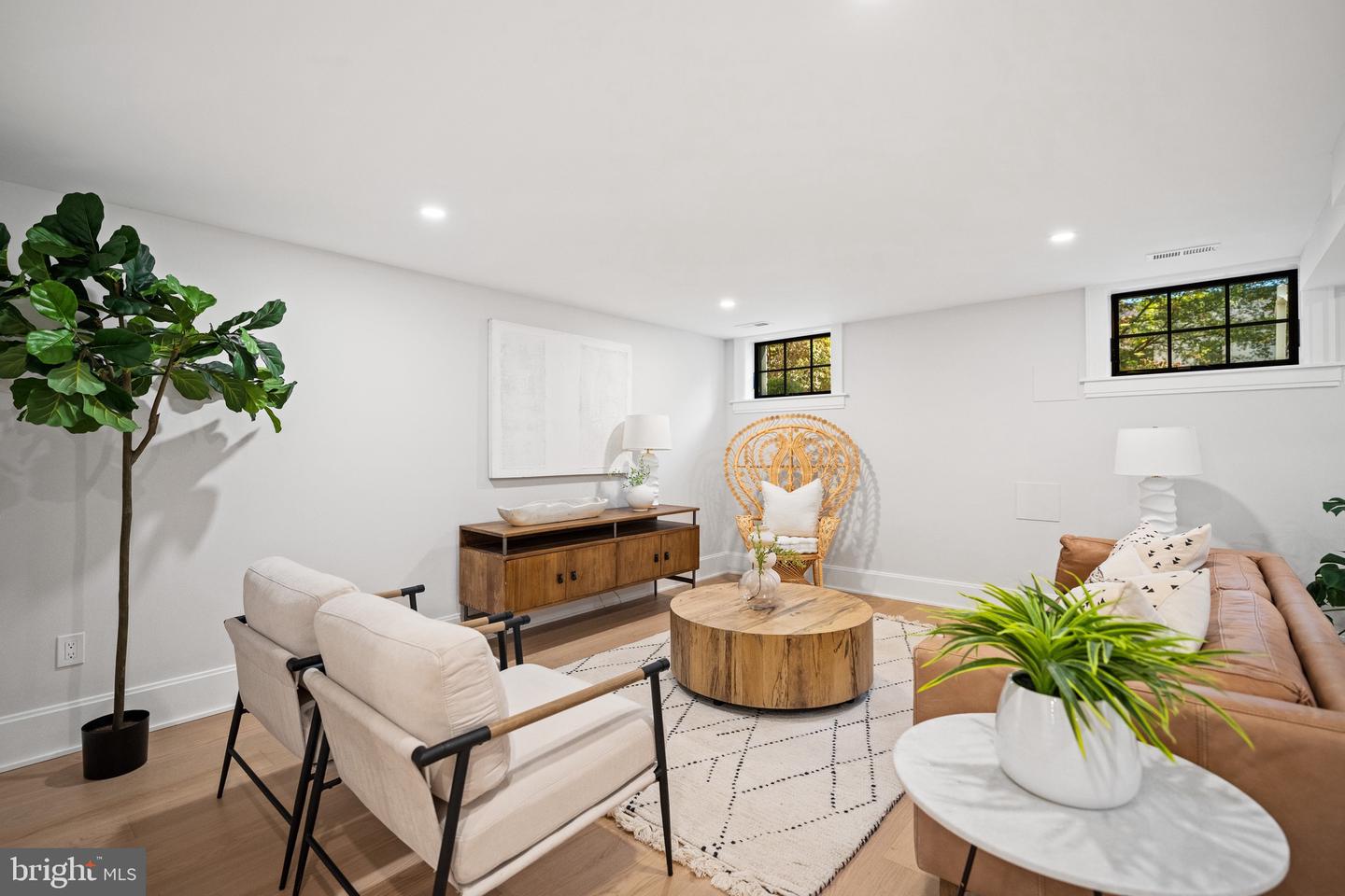 2602 36TH PL NW, WASHINGTON, District Of Columbia 20007, 5 Bedrooms Bedrooms, ,5 BathroomsBathrooms,Residential,For sale,2602 36TH PL NW,DCDC2242310 MLS # DCDC2242310