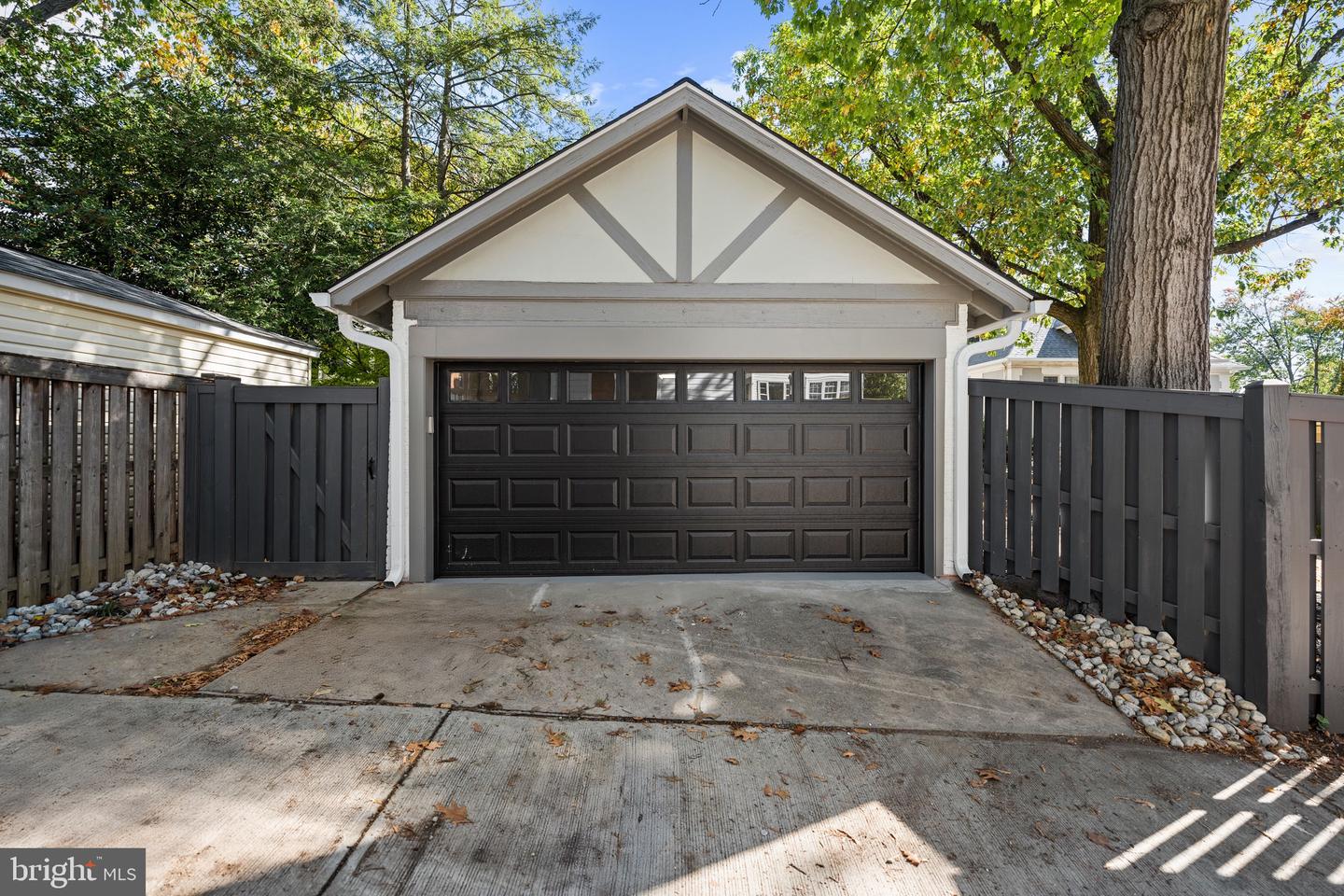 2602 36TH PL NW, WASHINGTON, District Of Columbia 20007, 5 Bedrooms Bedrooms, ,5 BathroomsBathrooms,Residential,For sale,2602 36TH PL NW,DCDC2242310 MLS # DCDC2242310