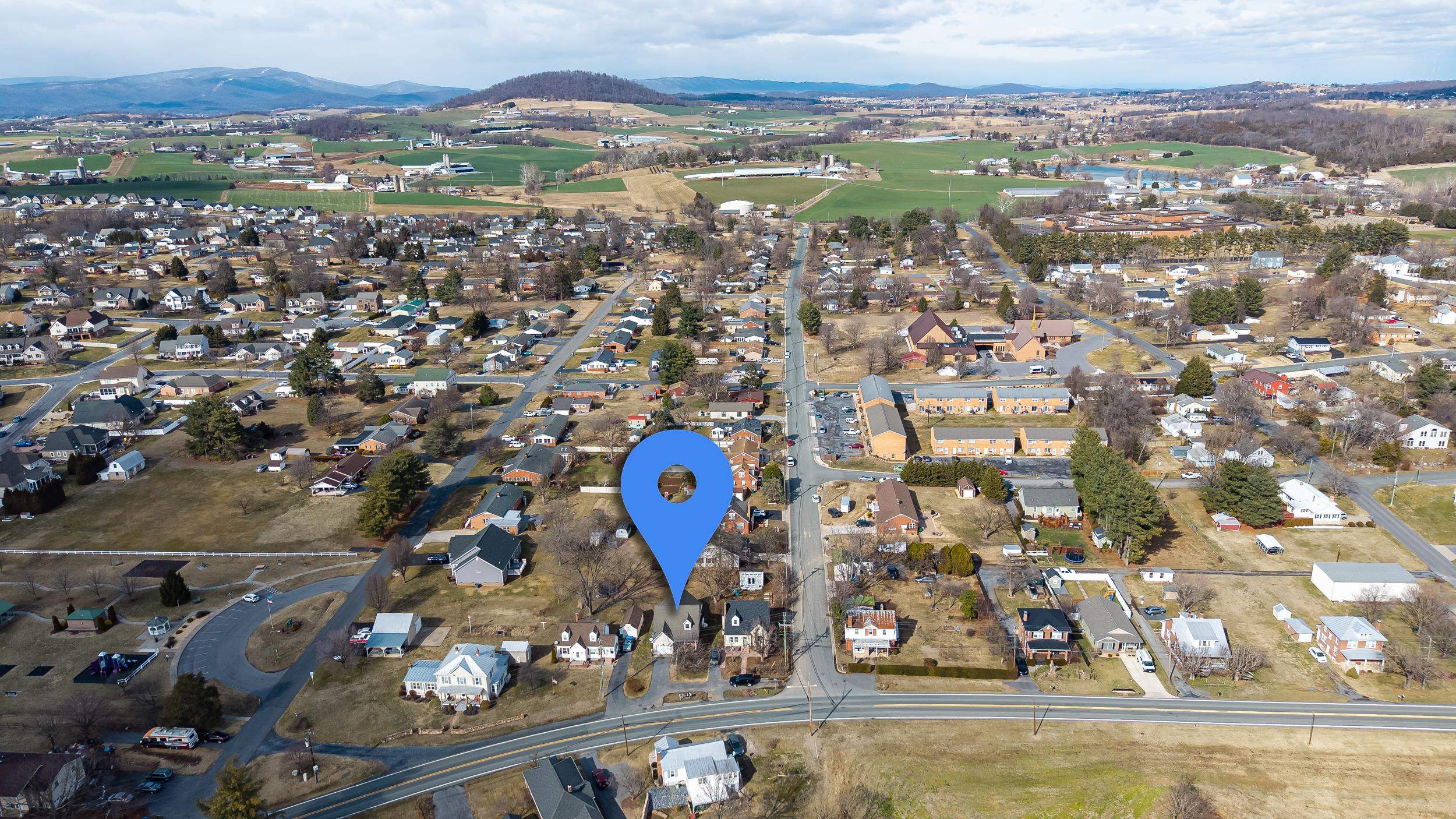 620 MASON ST, DAYTON, Virginia 22821, 4 Bedrooms Bedrooms, ,2 BathroomsBathrooms,Residential,620 MASON ST,673564 MLS # 673564 620 MASON ST, DAYTON, Virginia 22821, 4 Bedrooms Bedrooms, ,2 BathroomsBathrooms,Residential,620 MASON ST,673564 MLS # 673564