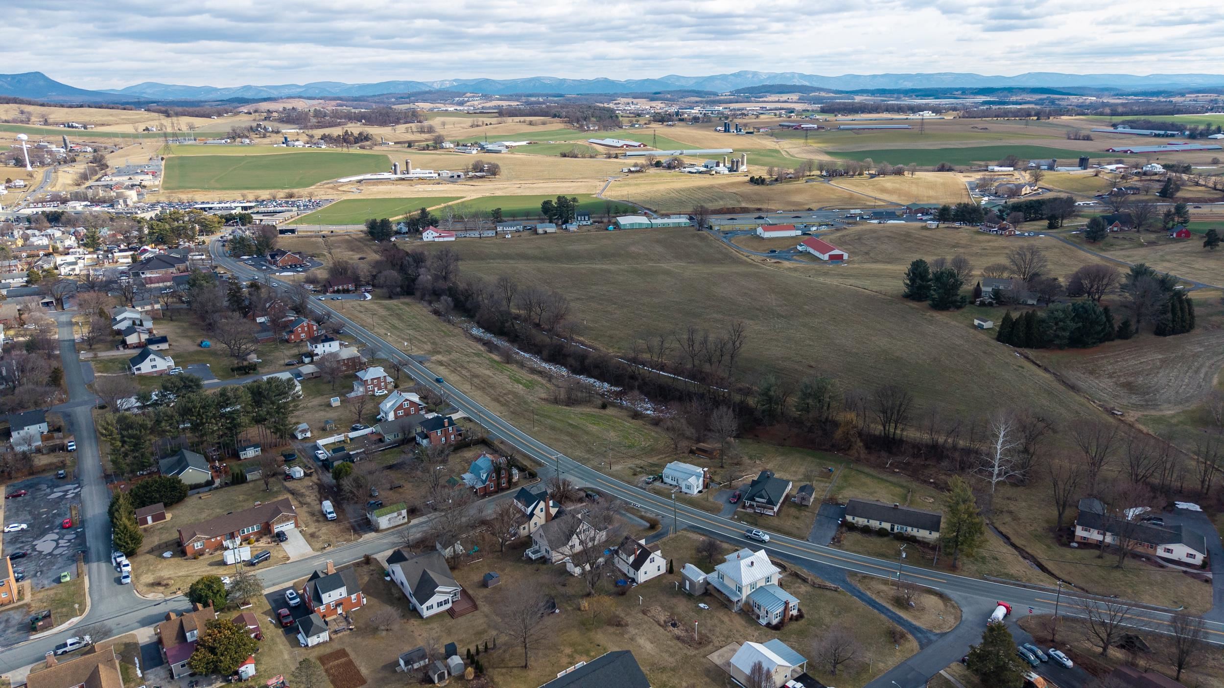 620 MASON ST, DAYTON, Virginia 22821, 4 Bedrooms Bedrooms, ,2 BathroomsBathrooms,Residential,620 MASON ST,673564 MLS # 673564 620 MASON ST, DAYTON, Virginia 22821, 4 Bedrooms Bedrooms, ,2 BathroomsBathrooms,Residential,620 MASON ST,673564 MLS # 673564