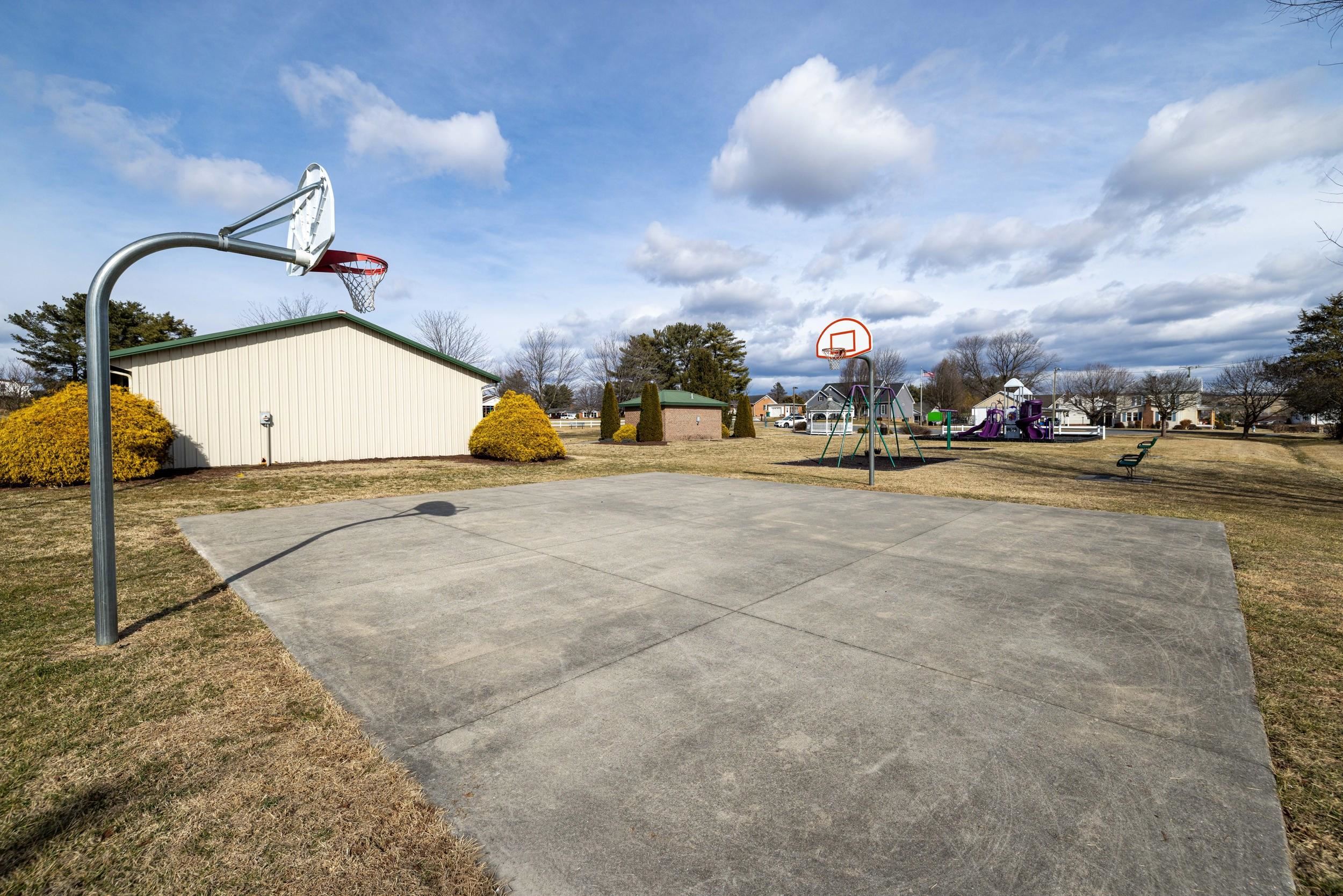 620 MASON ST, DAYTON, Virginia 22821, 4 Bedrooms Bedrooms, ,2 BathroomsBathrooms,Residential,620 MASON ST,673564 MLS # 673564 620 MASON ST, DAYTON, Virginia 22821, 4 Bedrooms Bedrooms, ,2 BathroomsBathrooms,Residential,620 MASON ST,673564 MLS # 673564