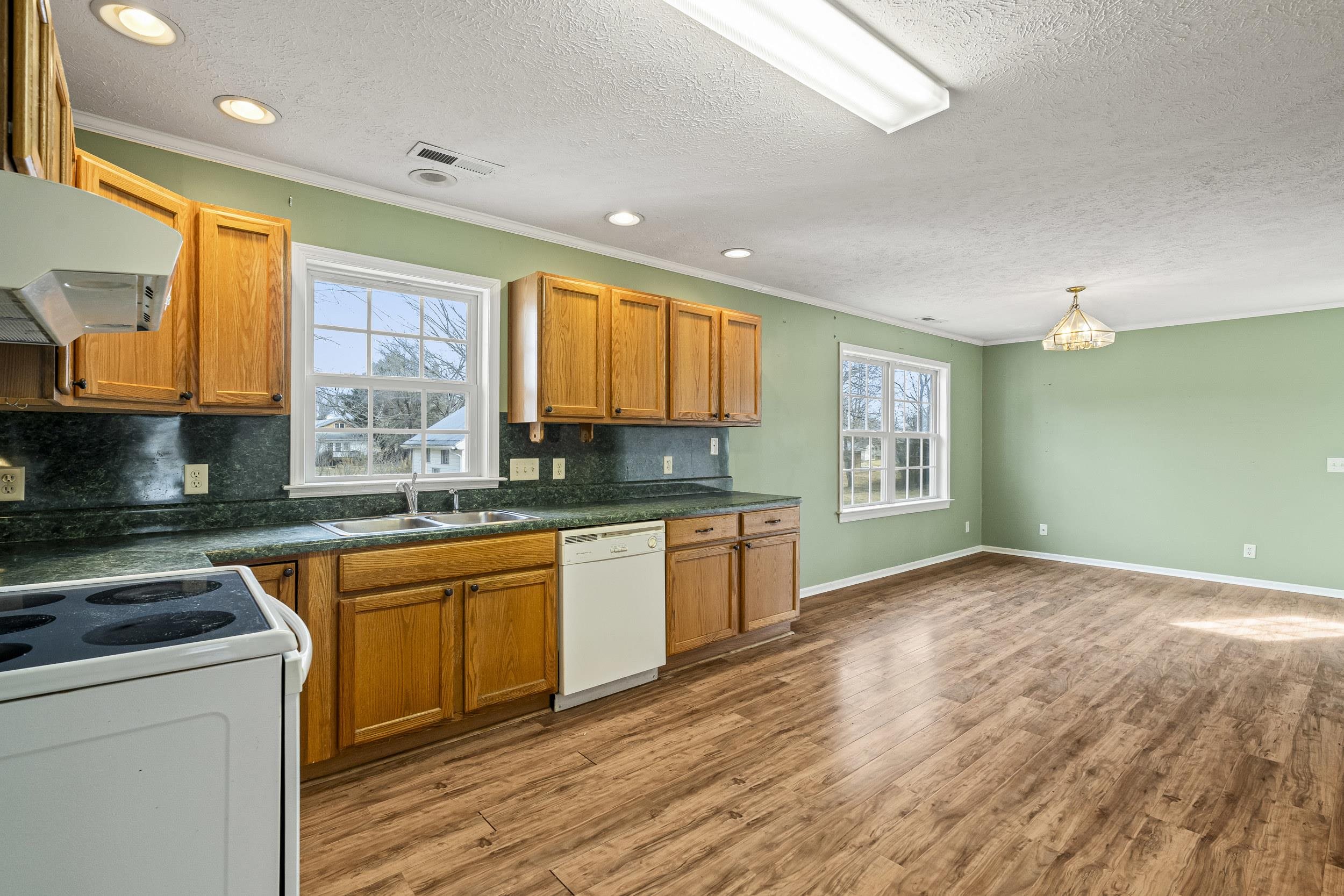 212A W BANK ST, BRIDGEWATER, Virginia 22812, 3 Bedrooms Bedrooms, ,3 BathroomsBathrooms,Residential,212A W BANK ST,673566 MLS # 673566 212A W BANK ST, BRIDGEWATER, Virginia 22812, 3 Bedrooms Bedrooms, ,3 BathroomsBathrooms,Residential,212A W BANK ST,673566 MLS # 673566