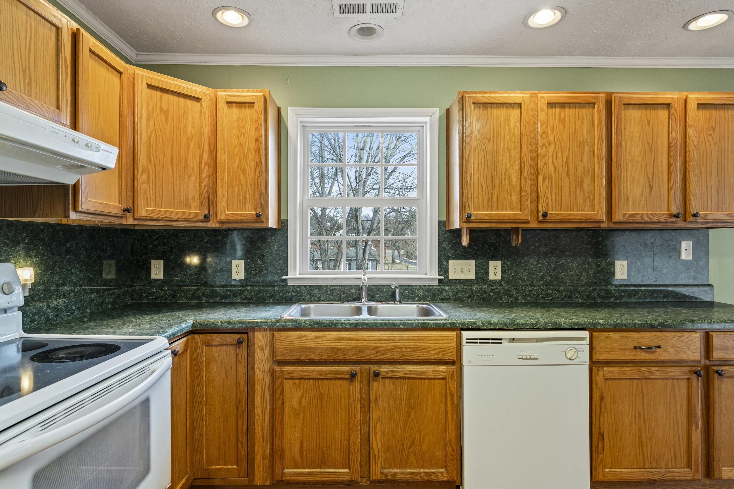 212A W BANK ST, BRIDGEWATER, Virginia 22812, 3 Bedrooms Bedrooms, ,3 BathroomsBathrooms,Residential,212A W BANK ST,673566 MLS # 673566 212A W BANK ST, BRIDGEWATER, Virginia 22812, 3 Bedrooms Bedrooms, ,3 BathroomsBathrooms,Residential,212A W BANK ST,673566 MLS # 673566