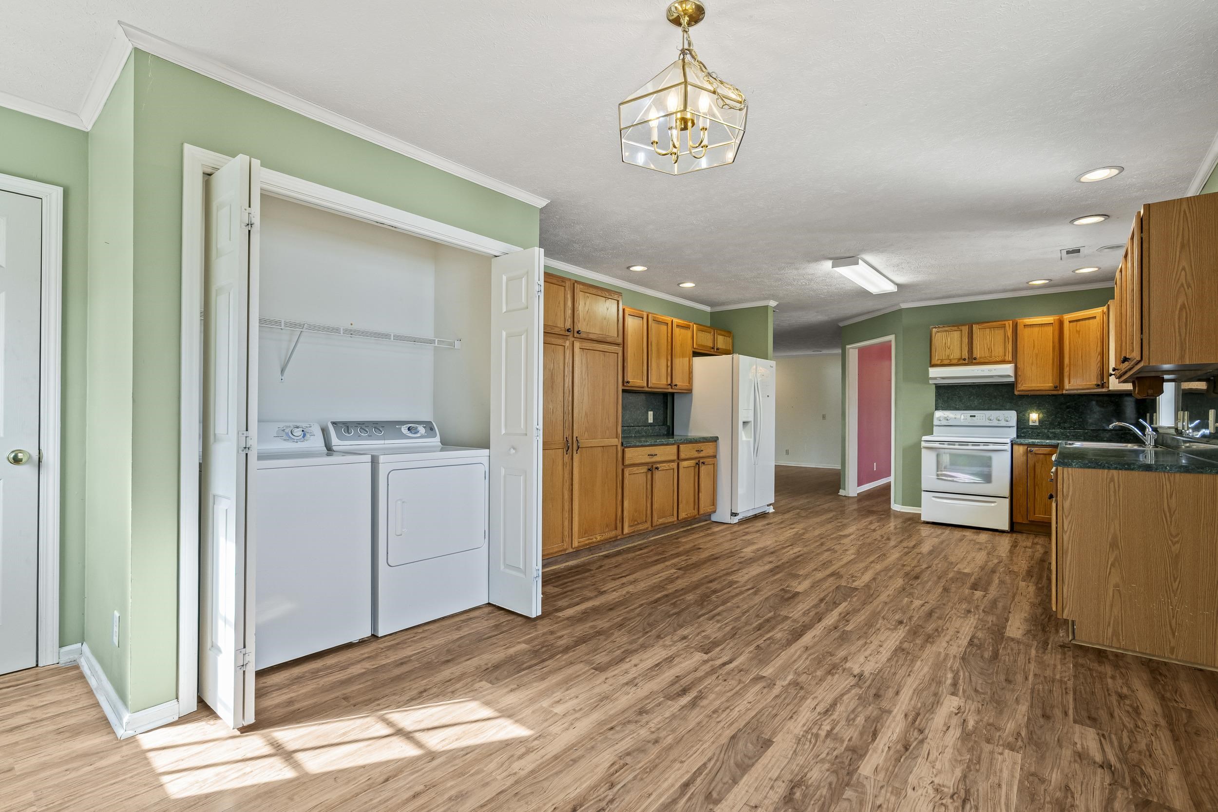 212A W BANK ST, BRIDGEWATER, Virginia 22812, 3 Bedrooms Bedrooms, ,3 BathroomsBathrooms,Residential,212A W BANK ST,673566 MLS # 673566 212A W BANK ST, BRIDGEWATER, Virginia 22812, 3 Bedrooms Bedrooms, ,3 BathroomsBathrooms,Residential,212A W BANK ST,673566 MLS # 673566