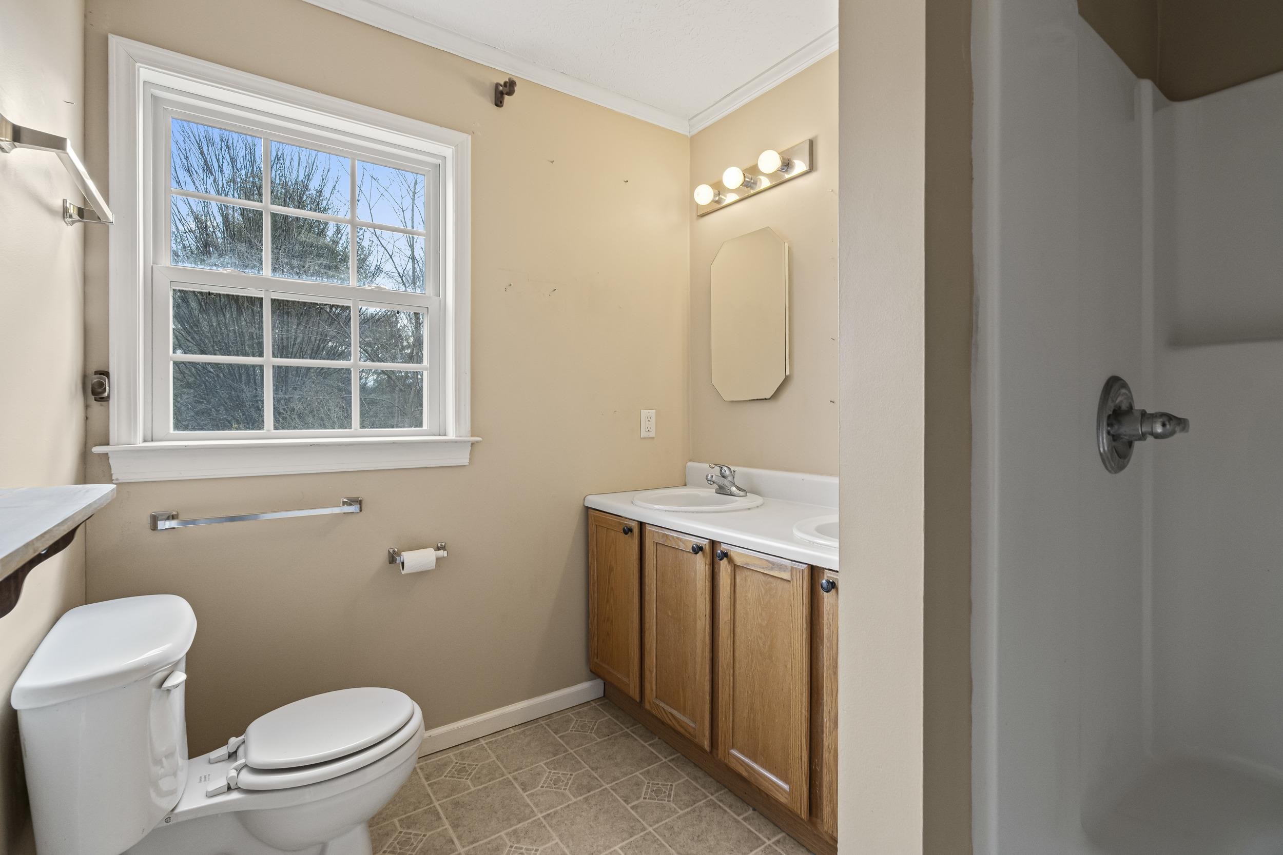 212A W BANK ST, BRIDGEWATER, Virginia 22812, 3 Bedrooms Bedrooms, ,3 BathroomsBathrooms,Residential,212A W BANK ST,673566 MLS # 673566 212A W BANK ST, BRIDGEWATER, Virginia 22812, 3 Bedrooms Bedrooms, ,3 BathroomsBathrooms,Residential,212A W BANK ST,673566 MLS # 673566