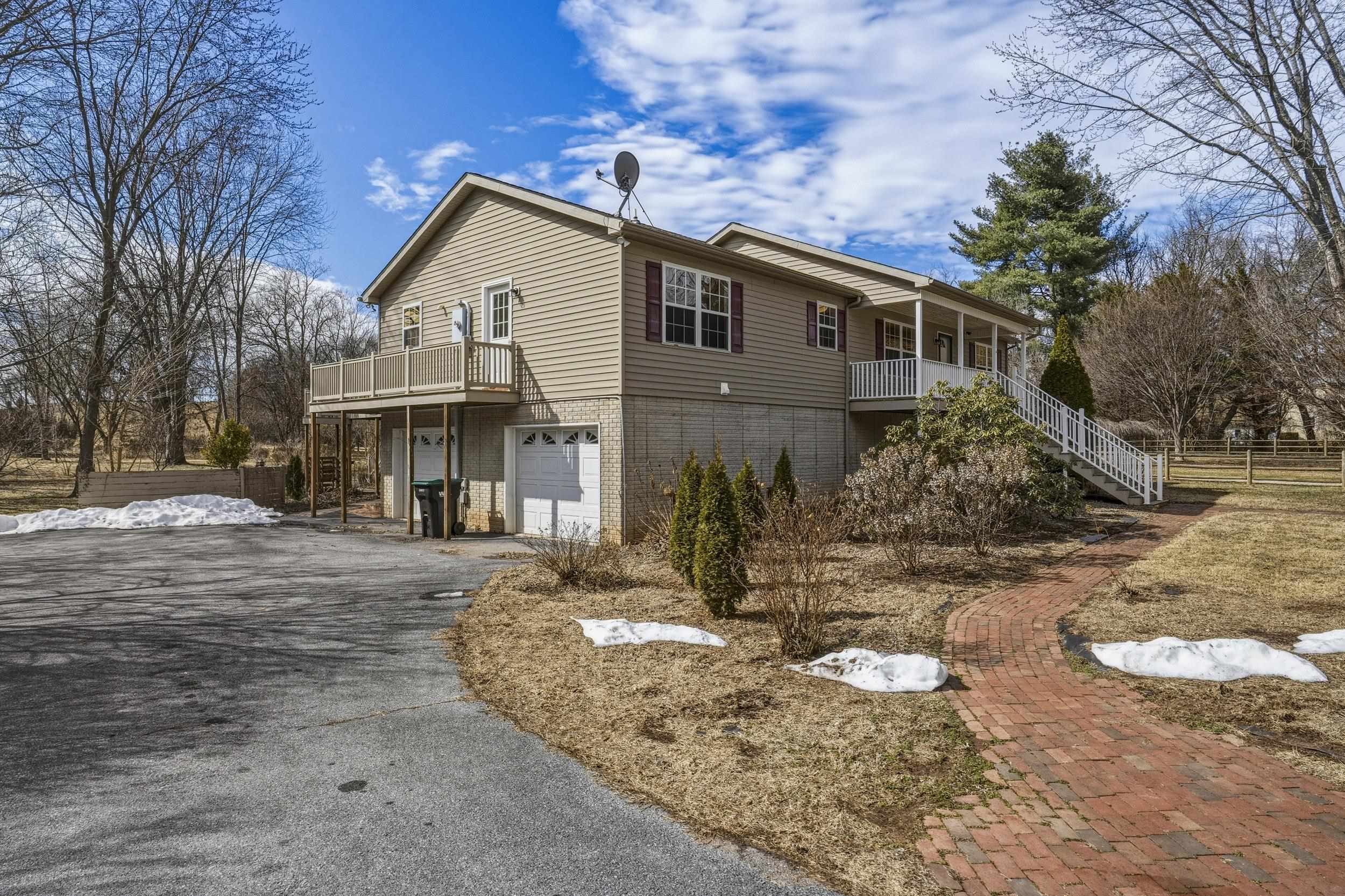 212A W BANK ST, BRIDGEWATER, Virginia 22812, 3 Bedrooms Bedrooms, ,3 BathroomsBathrooms,Residential,212A W BANK ST,673566 MLS # 673566 212A W BANK ST, BRIDGEWATER, Virginia 22812, 3 Bedrooms Bedrooms, ,3 BathroomsBathrooms,Residential,212A W BANK ST,673566 MLS # 673566