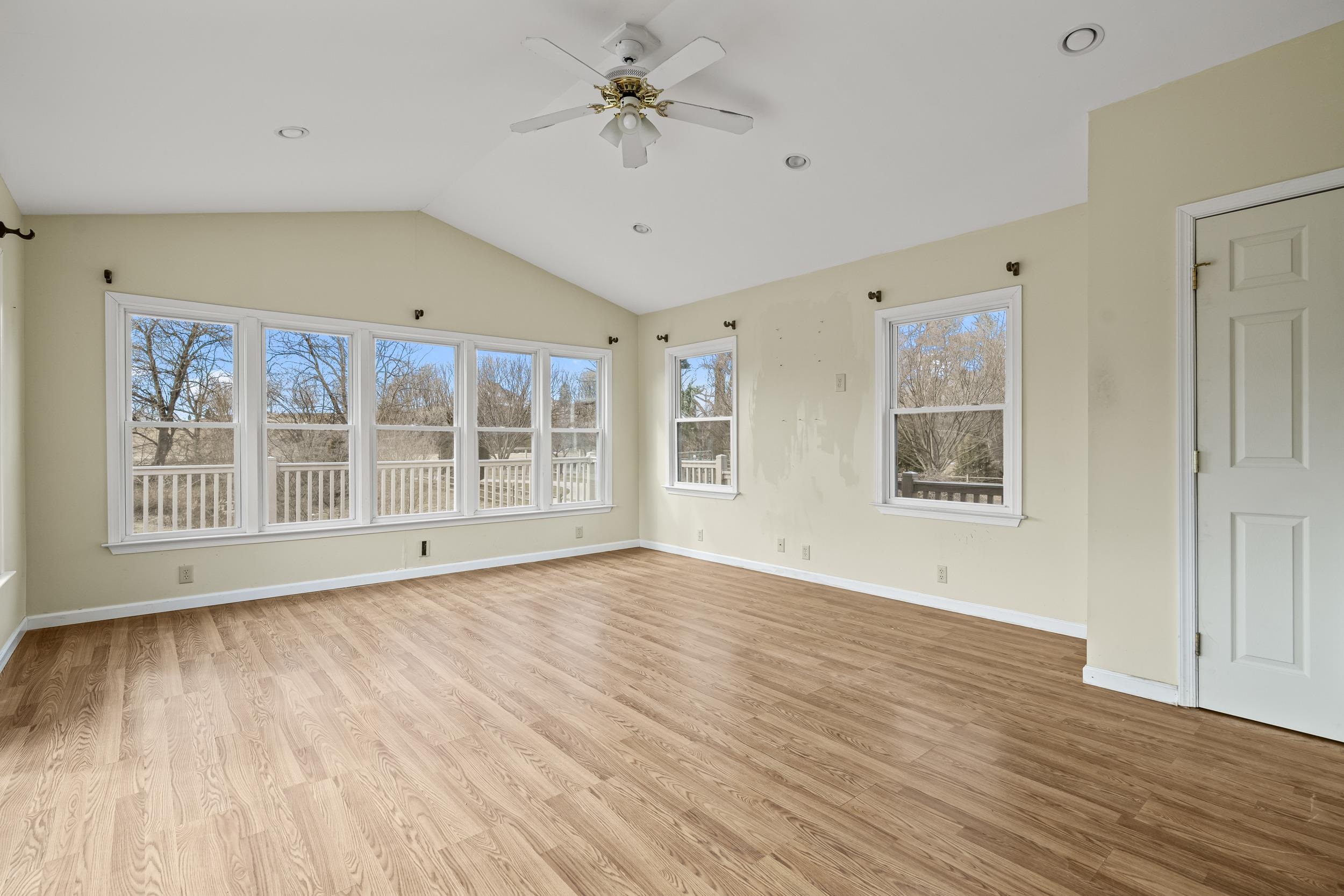 212A W BANK ST, BRIDGEWATER, Virginia 22812, 3 Bedrooms Bedrooms, ,3 BathroomsBathrooms,Residential,212A W BANK ST,673566 MLS # 673566 212A W BANK ST, BRIDGEWATER, Virginia 22812, 3 Bedrooms Bedrooms, ,3 BathroomsBathrooms,Residential,212A W BANK ST,673566 MLS # 673566