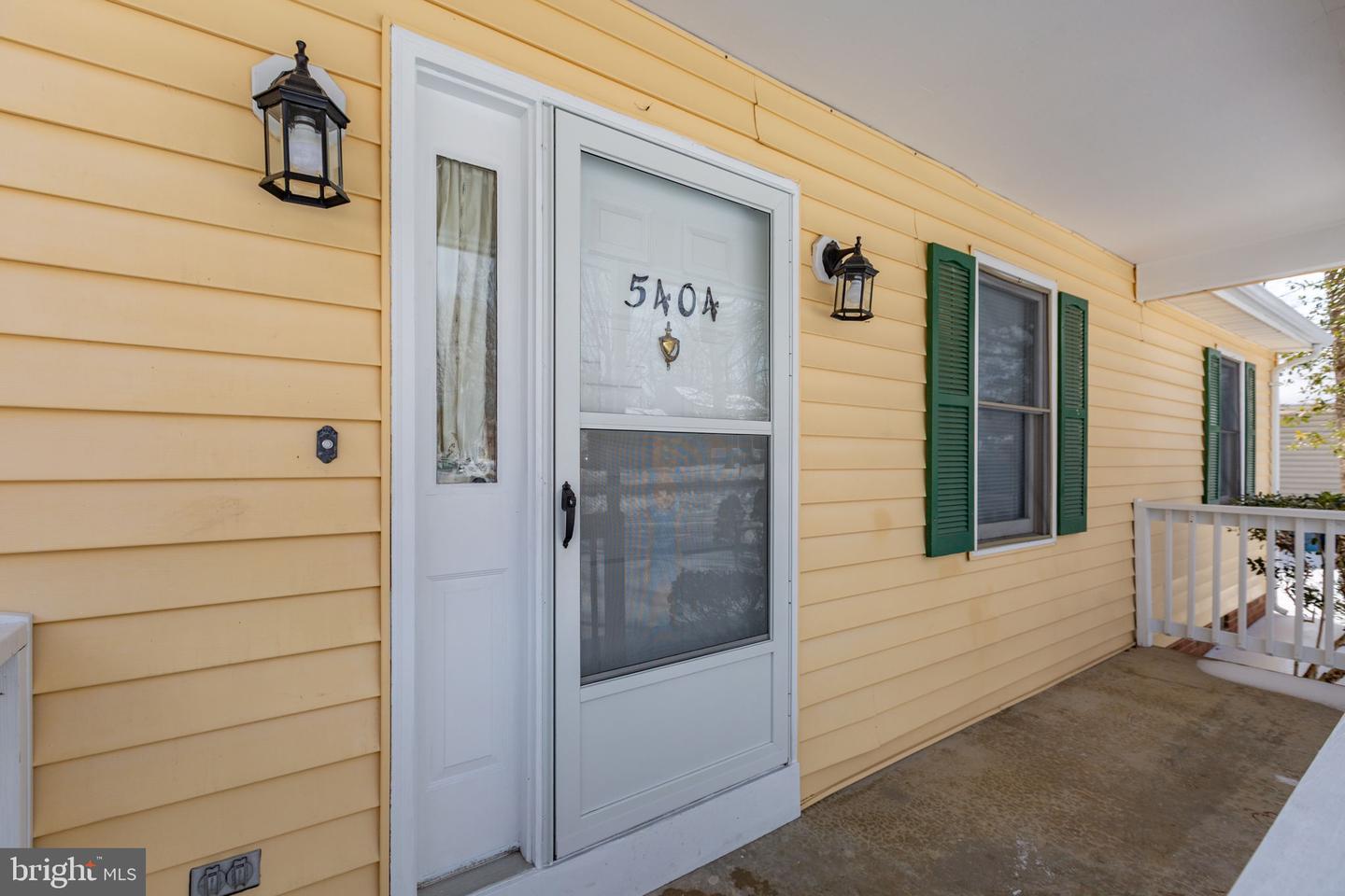 5404 LEAVELLS CROSSING DR, FREDERICKSBURG, Virginia 22407, 3 Bedrooms Bedrooms, ,2 BathroomsBathrooms,Residential,For sale,5404 LEAVELLS CROSSING DR,VASP2038958 MLS # VASP2038958