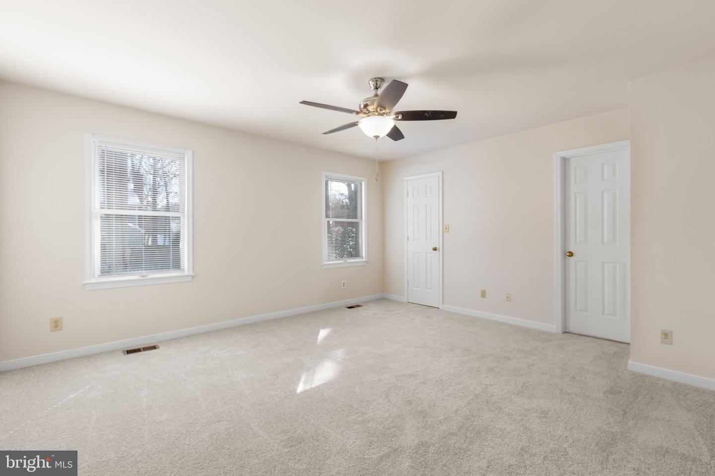 5404 LEAVELLS CROSSING DR, FREDERICKSBURG, Virginia 22407, 3 Bedrooms Bedrooms, ,2 BathroomsBathrooms,Residential,For sale,5404 LEAVELLS CROSSING DR,VASP2038958 MLS # VASP2038958