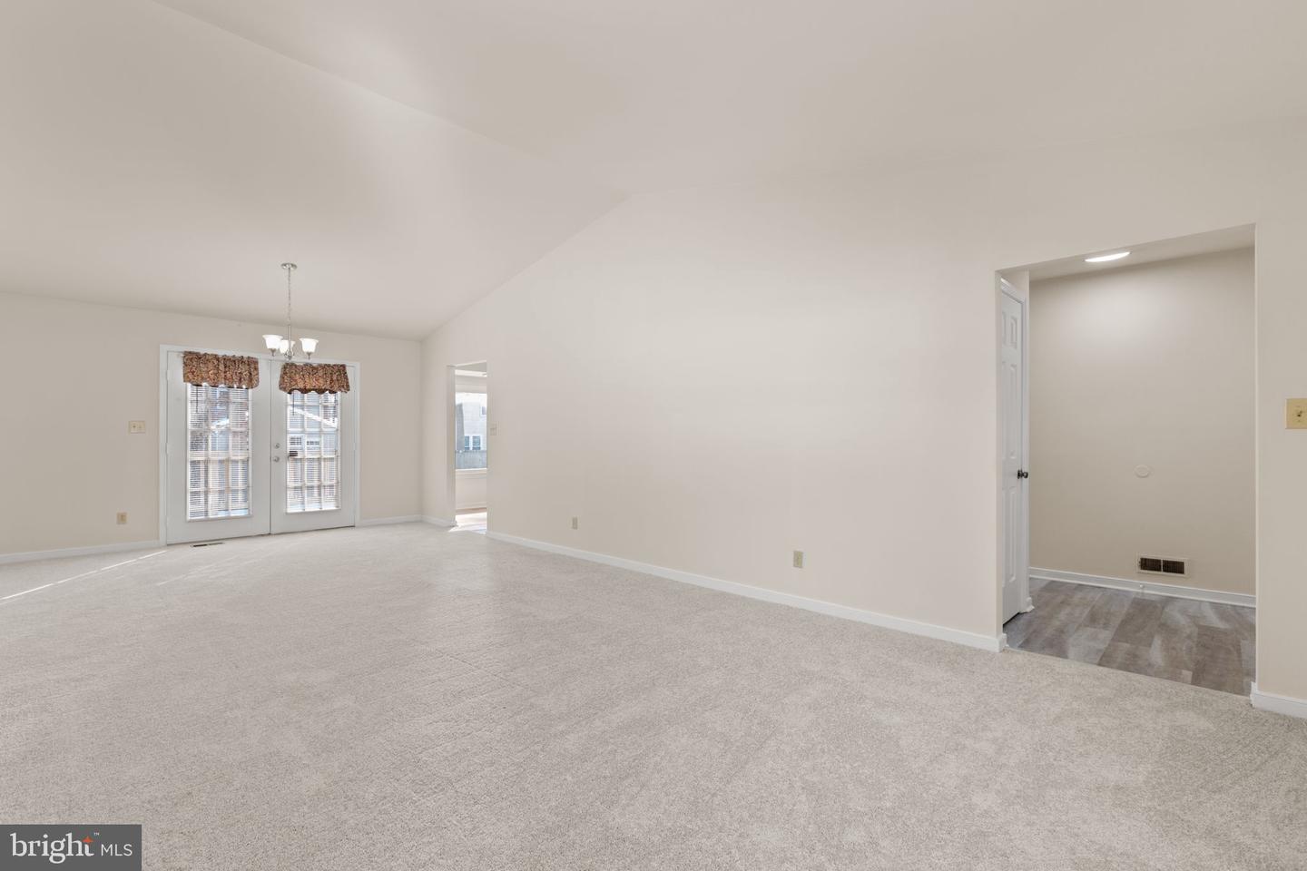 5404 LEAVELLS CROSSING DR, FREDERICKSBURG, Virginia 22407, 3 Bedrooms Bedrooms, ,2 BathroomsBathrooms,Residential,For sale,5404 LEAVELLS CROSSING DR,VASP2038958 MLS # VASP2038958