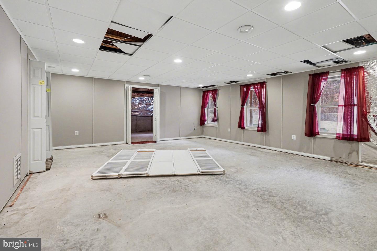 6408 MATTHEW LN, MINERAL, Virginia 23117, 3 Bedrooms Bedrooms, 11 Rooms Rooms,4 BathroomsBathrooms,Residential,For sale,6408 MATTHEW LN,VASP2038960 MLS # VASP2038960