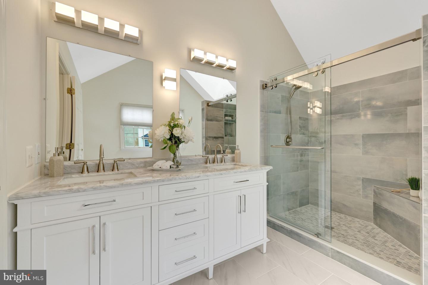 1295 GATESMEADOW WAY, RESTON, Virginia 20194, 4 Bedrooms Bedrooms, ,4 BathroomsBathrooms,Residential,For sale,1295 GATESMEADOW WAY,VAFX2288792 MLS # VAFX2288792