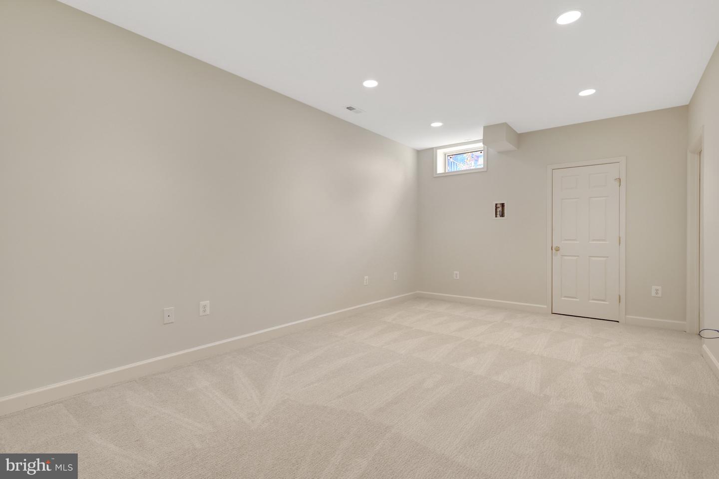 1295 GATESMEADOW WAY, RESTON, Virginia 20194, 4 Bedrooms Bedrooms, ,4 BathroomsBathrooms,Residential,For sale,1295 GATESMEADOW WAY,VAFX2288792 MLS # VAFX2288792