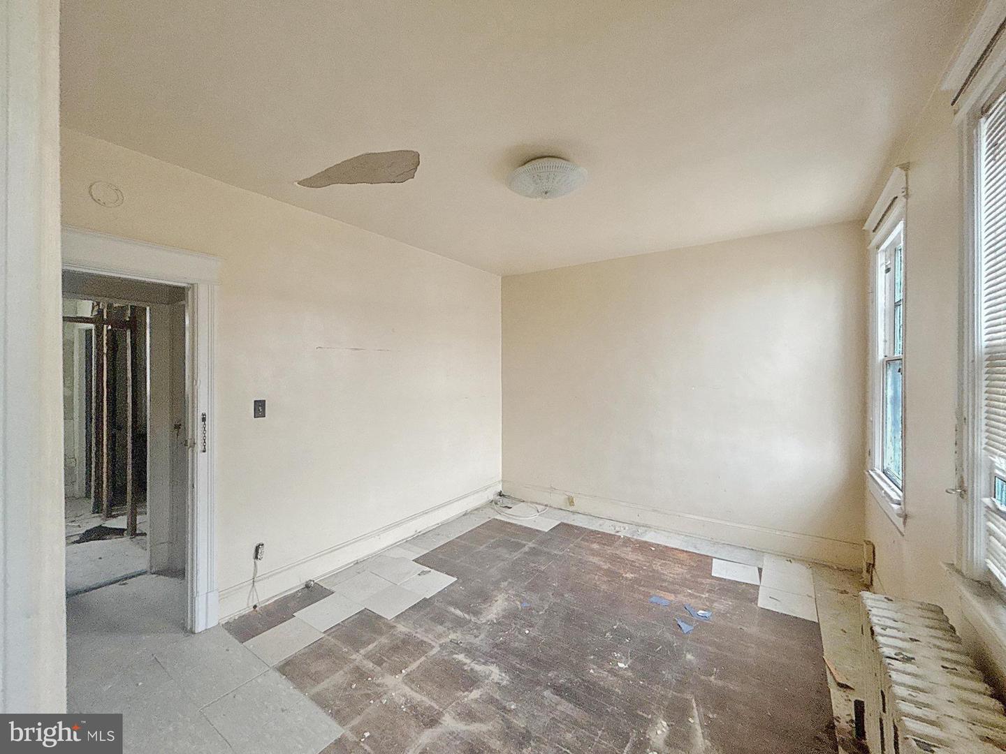 1469 RIDGE PL SE, WASHINGTON, District Of Columbia 20020, 2 Bedrooms Bedrooms, ,1 BathroomBathrooms,Residential,For sale,1469 RIDGE PL SE,DCDC2244484 MLS # DCDC2244484