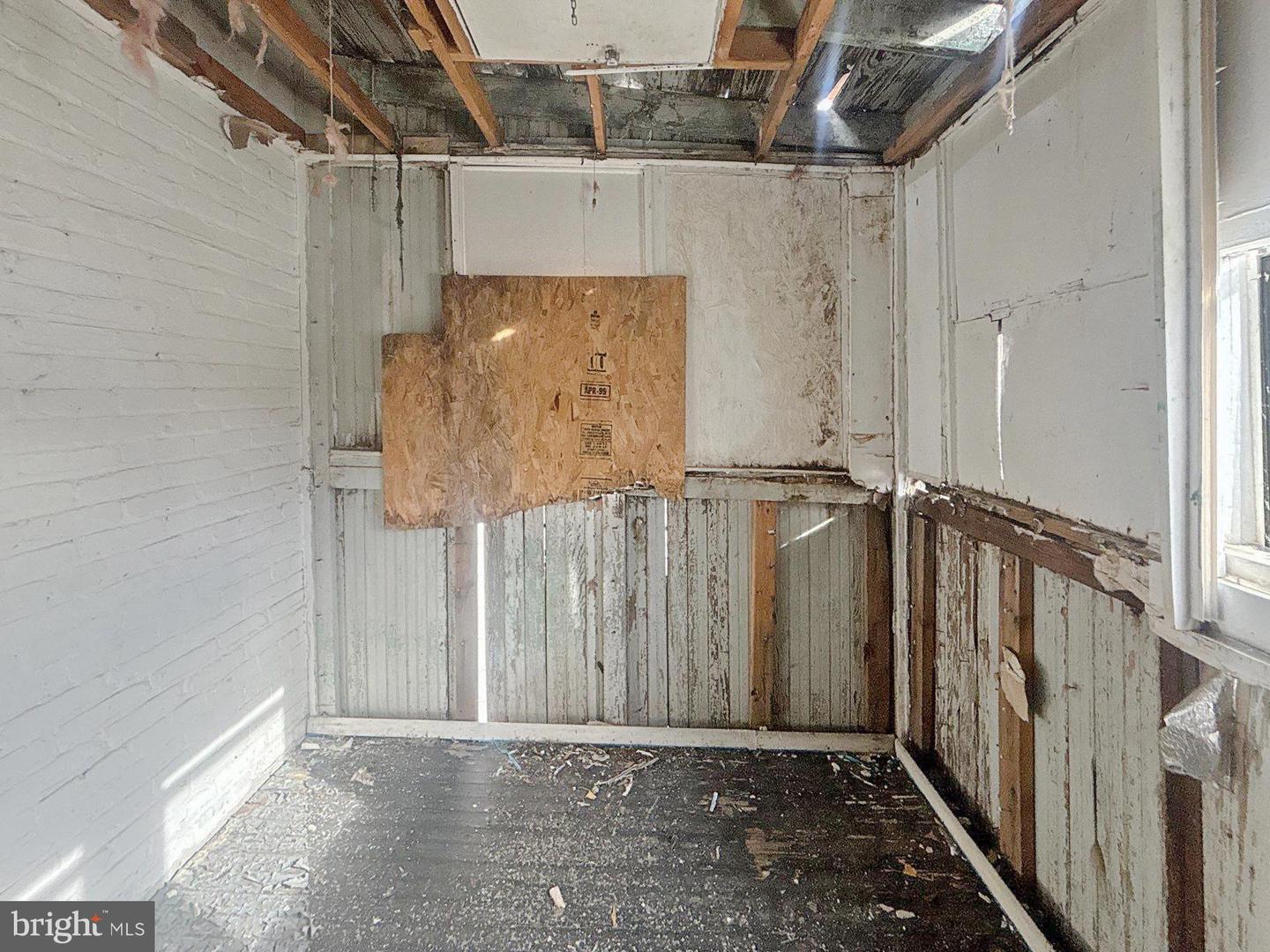 1469 RIDGE PL SE, WASHINGTON, District Of Columbia 20020, 2 Bedrooms Bedrooms, ,1 BathroomBathrooms,Residential,For sale,1469 RIDGE PL SE,DCDC2244484 MLS # DCDC2244484