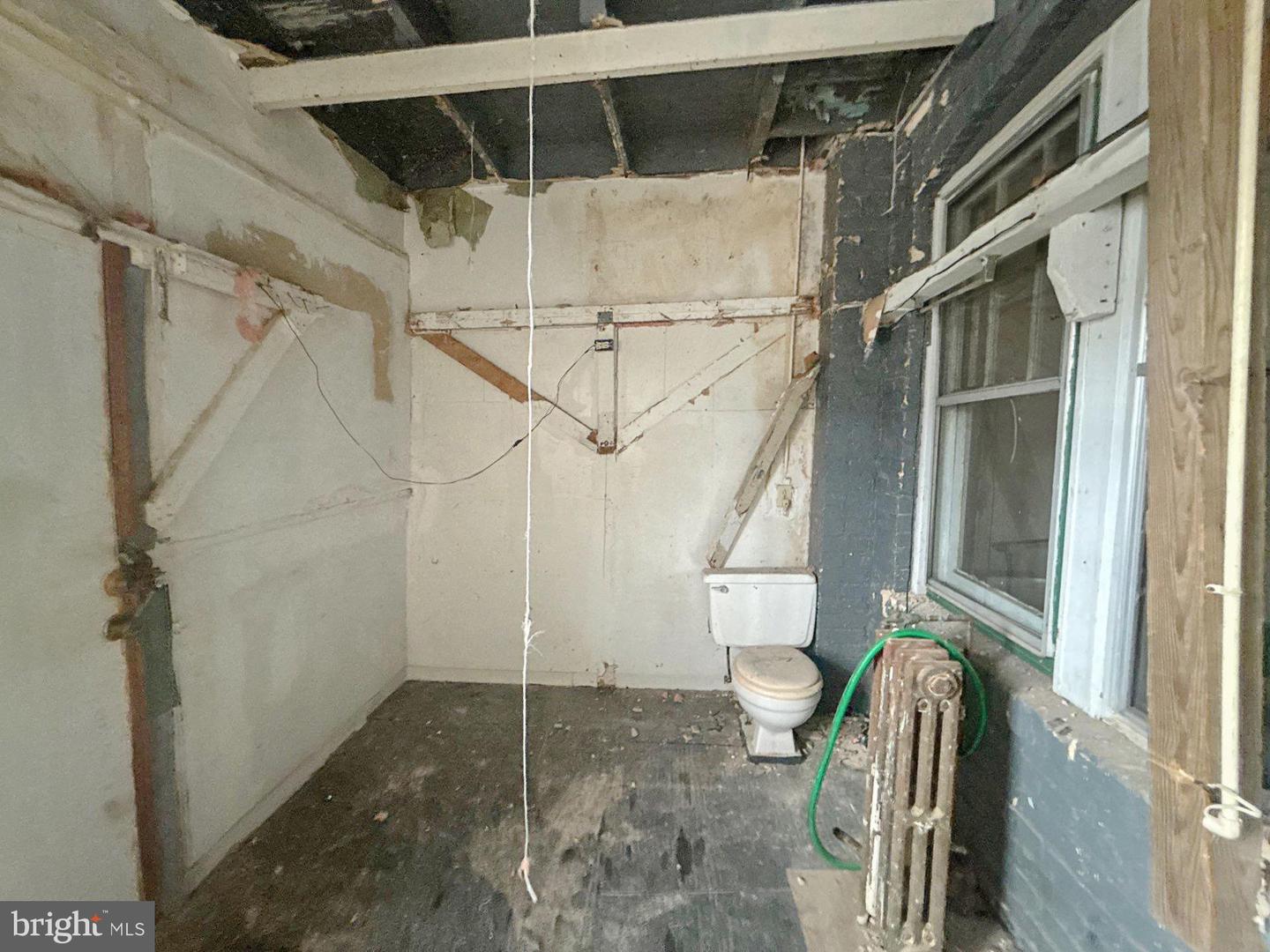 1469 RIDGE PL SE, WASHINGTON, District Of Columbia 20020, 2 Bedrooms Bedrooms, ,1 BathroomBathrooms,Residential,For sale,1469 RIDGE PL SE,DCDC2244484 MLS # DCDC2244484