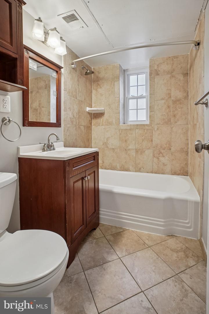 1315 N ODE ST #704, ARLINGTON, Virginia 22209, 1 Bedroom Bedrooms, ,1 BathroomBathrooms,Residential,For sale,1315 N ODE ST #704,VAAR2068552 MLS # VAAR2068552 1315 N ODE ST #704, ARLINGTON, Virginia 22209, 1 Bedroom Bedrooms, ,1 BathroomBathrooms,Residential,For sale,1315 N ODE ST #704,VAAR2068552 MLS # VAAR2068552