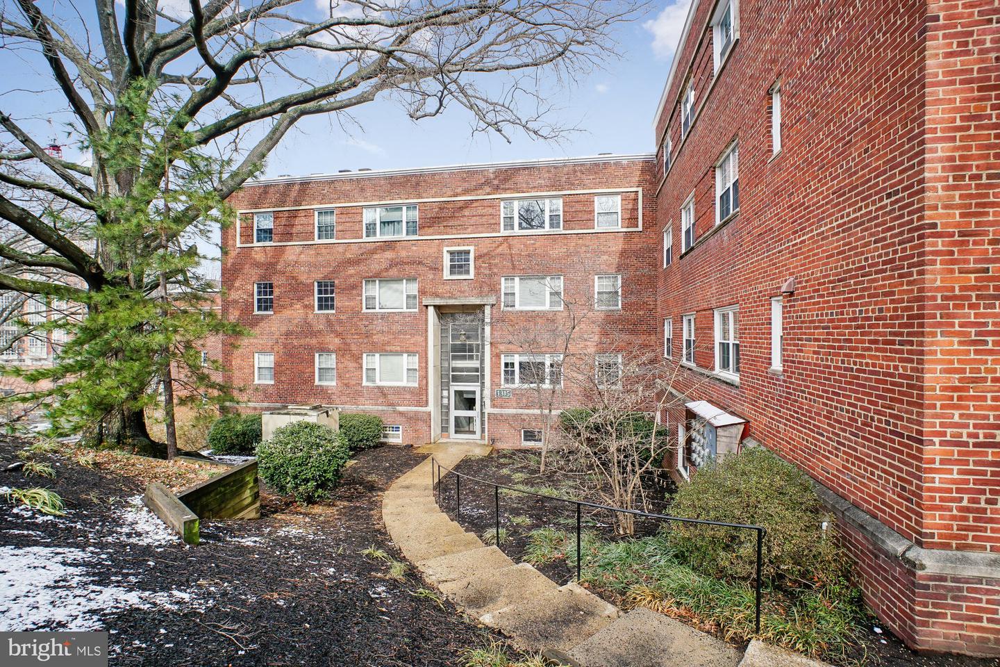 1315 N ODE ST #704, ARLINGTON, Virginia 22209, 1 Bedroom Bedrooms, ,1 BathroomBathrooms,Residential,For sale,1315 N ODE ST #704,VAAR2068552 MLS # VAAR2068552 1315 N ODE ST #704, ARLINGTON, Virginia 22209, 1 Bedroom Bedrooms, ,1 BathroomBathrooms,Residential,For sale,1315 N ODE ST #704,VAAR2068552 MLS # VAAR2068552