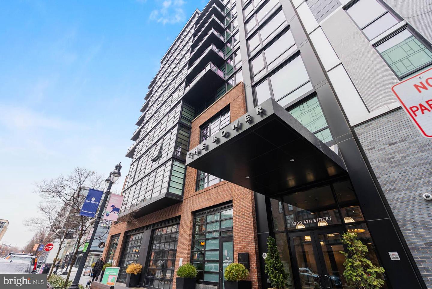 1300 4TH ST SE #806, WASHINGTON, District Of Columbia 20003, 1 Bedroom Bedrooms, ,1 BathroomBathrooms,Residential,For sale,1300 4TH ST SE #806,DCDC2246010 MLS # DCDC2246010