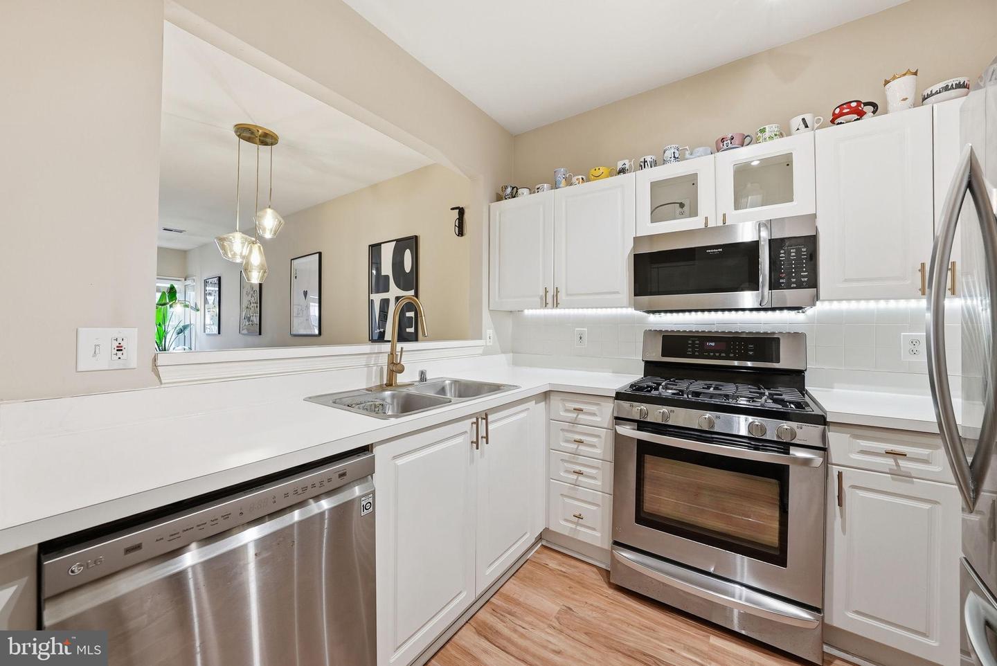 4656 LAWTON WAY, ALEXANDRIA, Virginia 22311, 1 Bedroom Bedrooms, 5 Rooms Rooms,1 BathroomBathrooms,Residential,For sale,4656 LAWTON WAY,VAAX2054228 MLS # VAAX2054228 4656 LAWTON WAY, ALEXANDRIA, Virginia 22311, 1 Bedroom Bedrooms, 5 Rooms Rooms,1 BathroomBathrooms,Residential,For sale,4656 LAWTON WAY,VAAX2054228 MLS # VAAX2054228