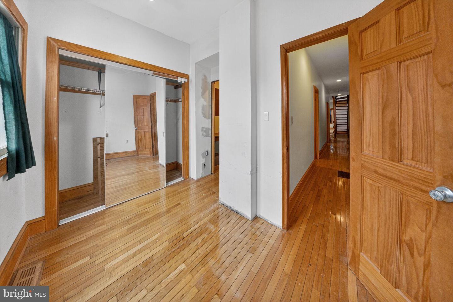 2122 1ST ST NW, WASHINGTON, District Of Columbia 20001, 6 Bedrooms Bedrooms, 11 Rooms Rooms,4 BathroomsBathrooms,Residential,For sale,2122 1ST ST NW,DCDC2246594 MLS # DCDC2246594