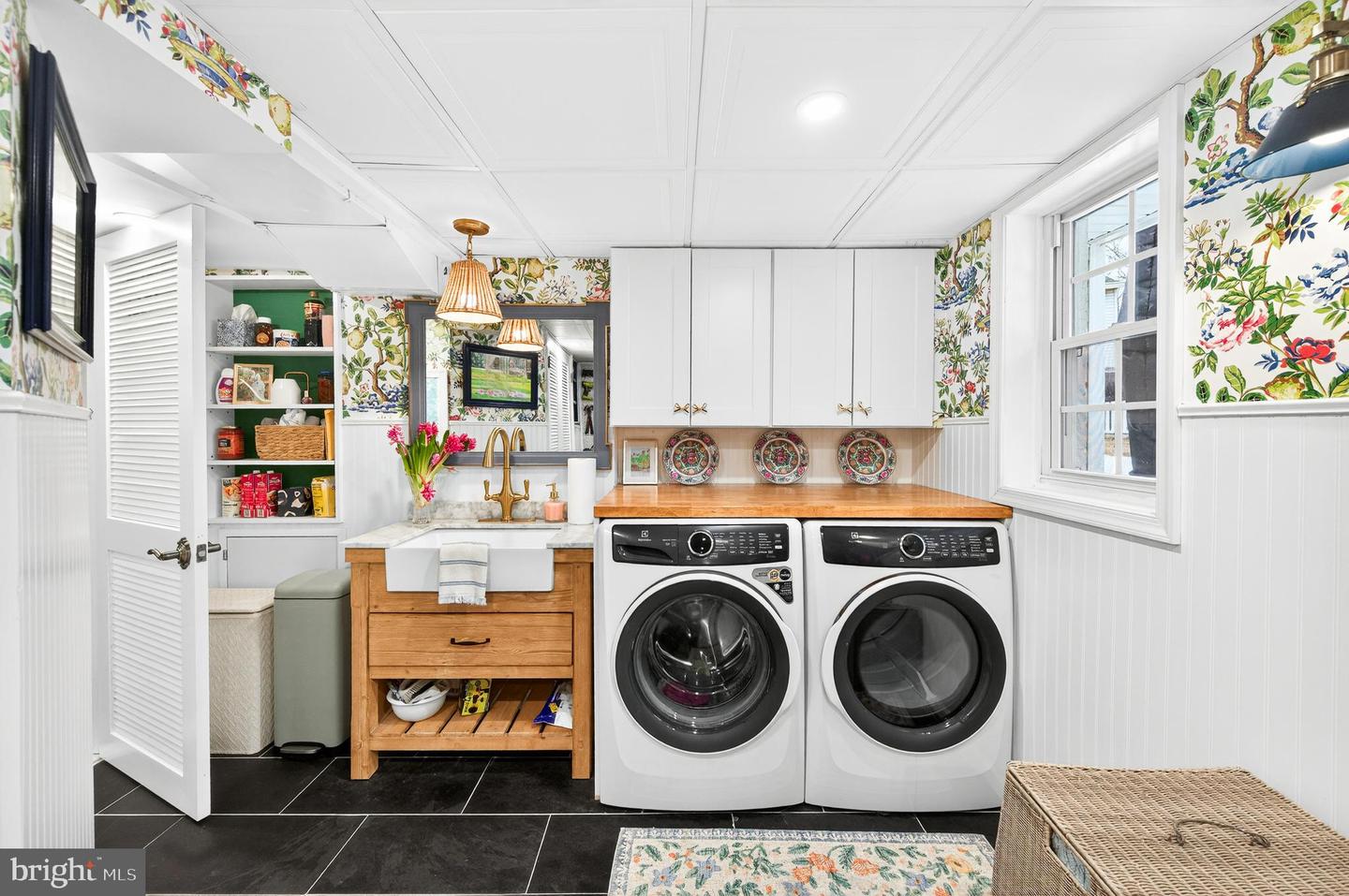 9604 GLENARM CT, BURKE, Virginia 22015, 4 Bedrooms Bedrooms, ,3 BathroomsBathrooms,Residential,For sale,9604 GLENARM CT,VAFX2291518 MLS # VAFX2291518 9604 GLENARM CT, BURKE, Virginia 22015, 4 Bedrooms Bedrooms, ,3 BathroomsBathrooms,Residential,For sale,9604 GLENARM CT,VAFX2291518 MLS # VAFX2291518