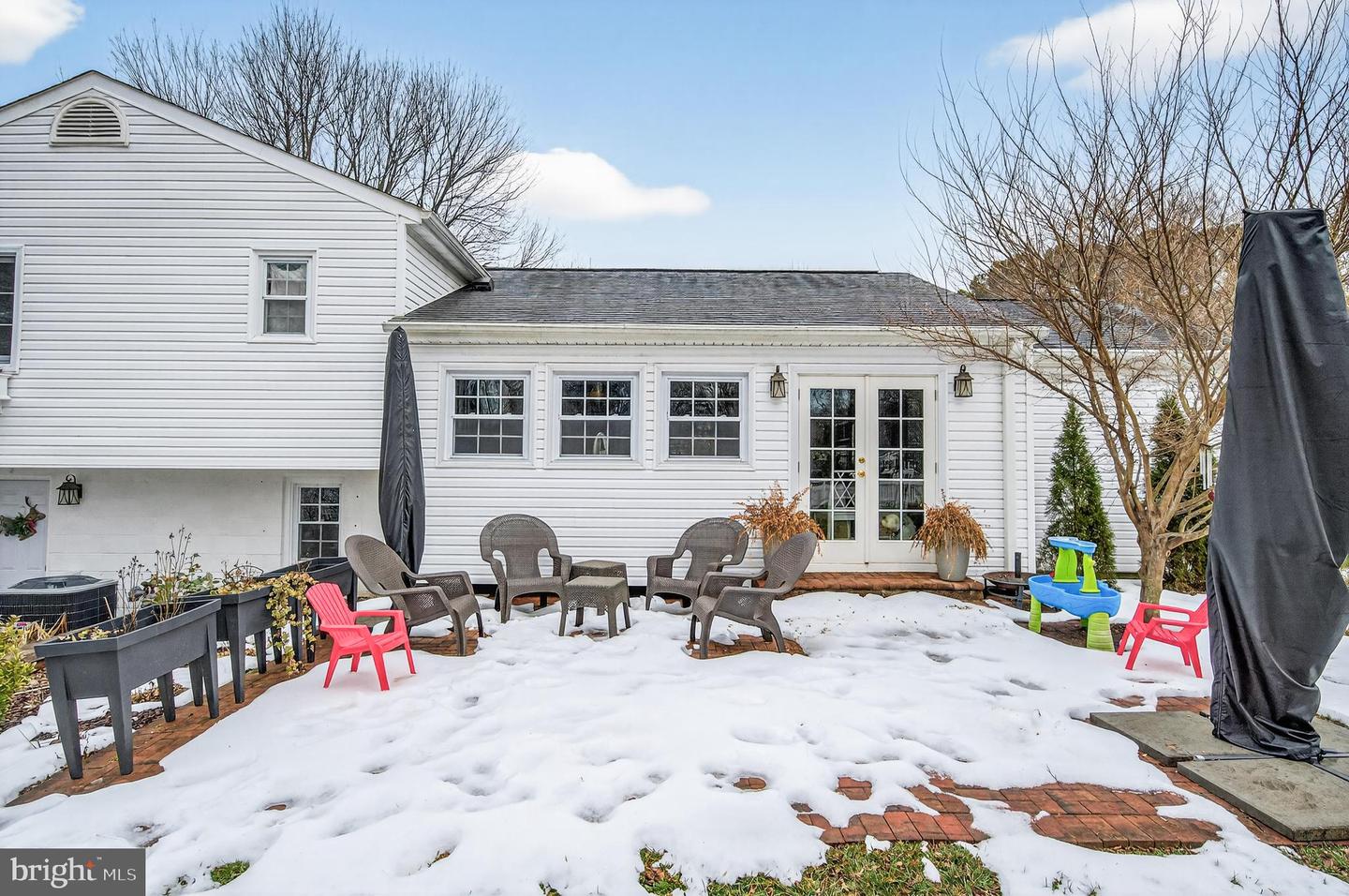 9604 GLENARM CT, BURKE, Virginia 22015, 4 Bedrooms Bedrooms, ,3 BathroomsBathrooms,Residential,For sale,9604 GLENARM CT,VAFX2291518 MLS # VAFX2291518 9604 GLENARM CT, BURKE, Virginia 22015, 4 Bedrooms Bedrooms, ,3 BathroomsBathrooms,Residential,For sale,9604 GLENARM CT,VAFX2291518 MLS # VAFX2291518