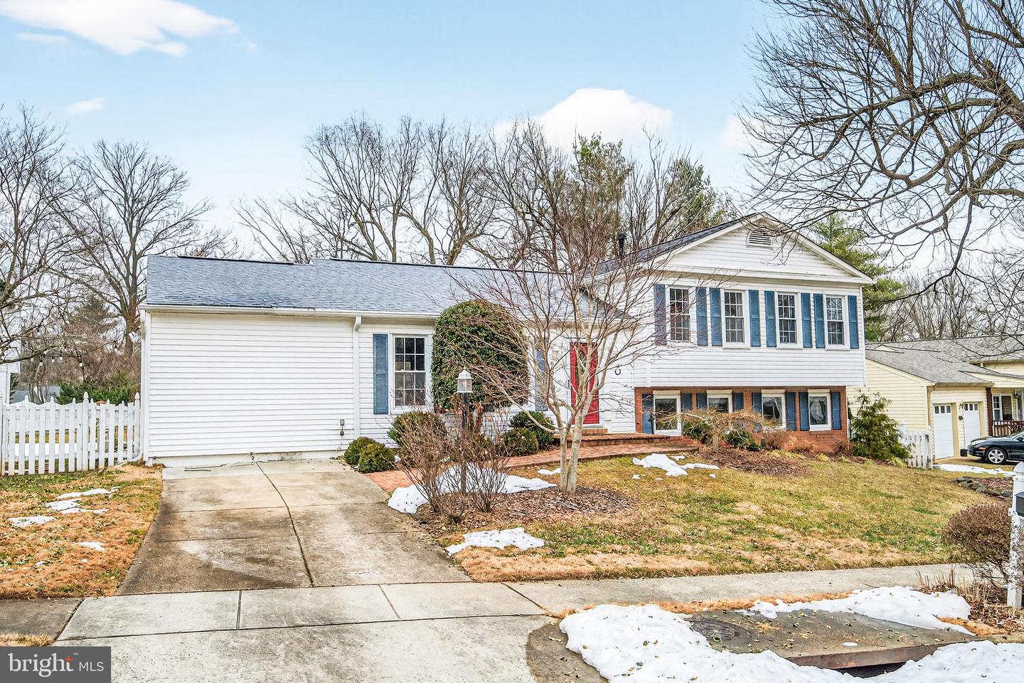 9604 GLENARM CT, BURKE, Virginia 22015, 4 Bedrooms Bedrooms, ,3 BathroomsBathrooms,Residential,For sale,9604 GLENARM CT,VAFX2291518 MLS # VAFX2291518 9604 GLENARM CT, BURKE, Virginia 22015, 4 Bedrooms Bedrooms, ,3 BathroomsBathrooms,Residential,For sale,9604 GLENARM CT,VAFX2291518 MLS # VAFX2291518